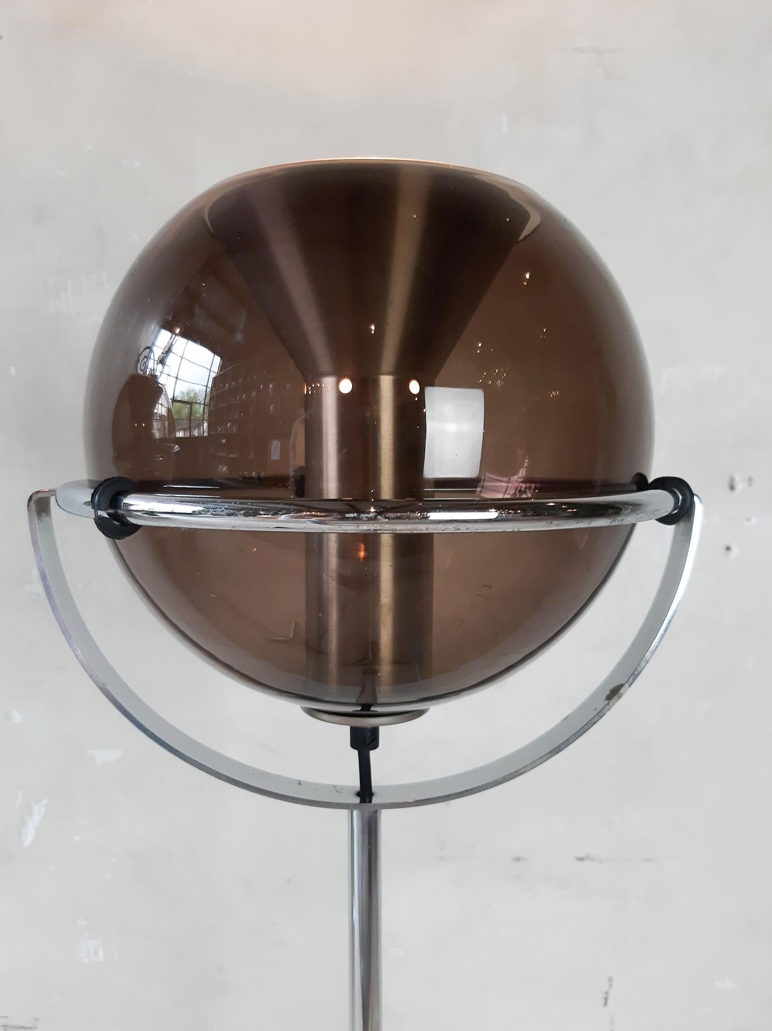Mid-20th Century Set of Two 1960s Globe Floor Lamps by Frank Ligtelijn for RAAK Amsterdam
