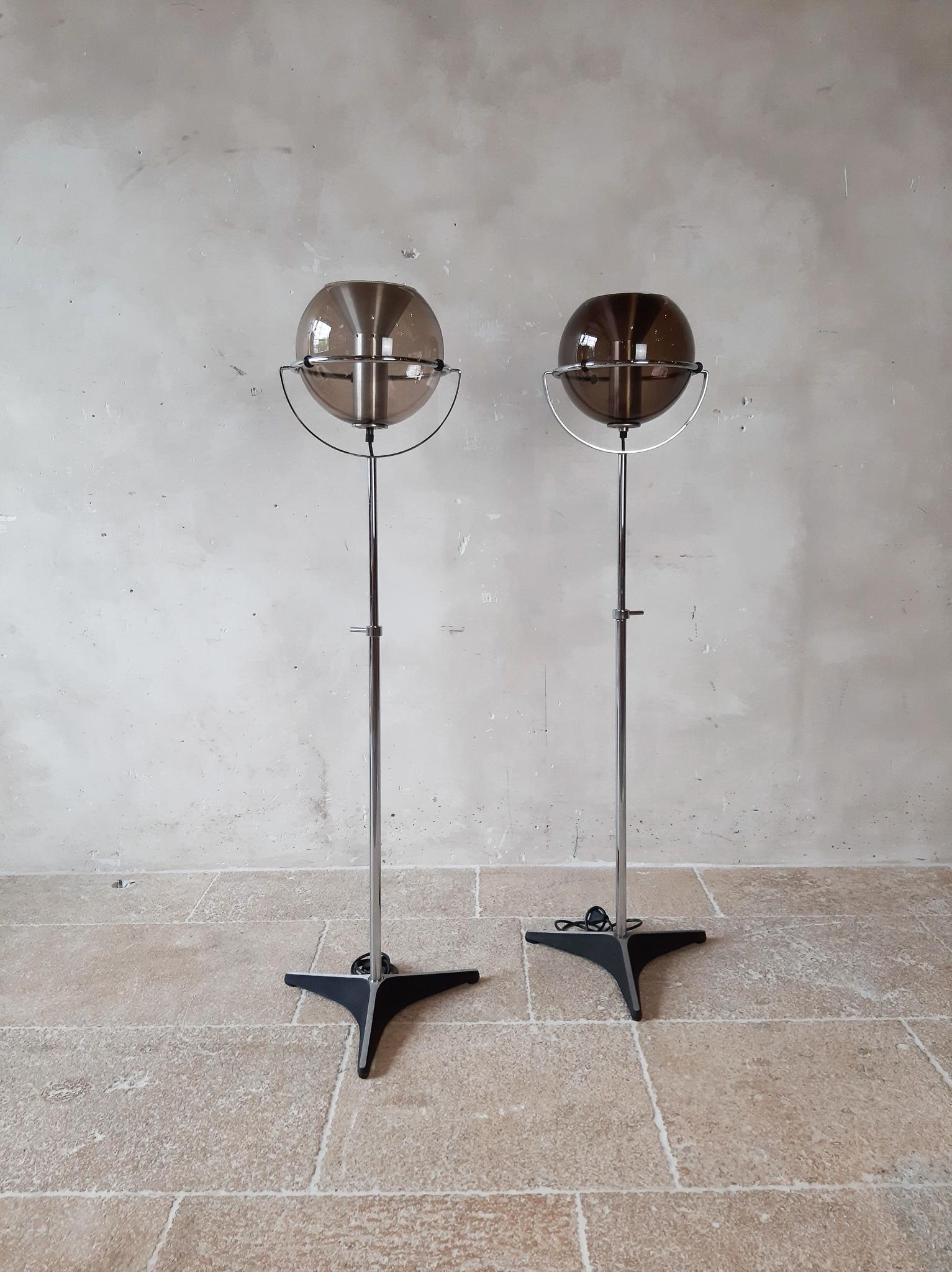 Metal Set of Two 1960s Globe Floor Lamps by Frank Ligtelijn for RAAK Amsterdam