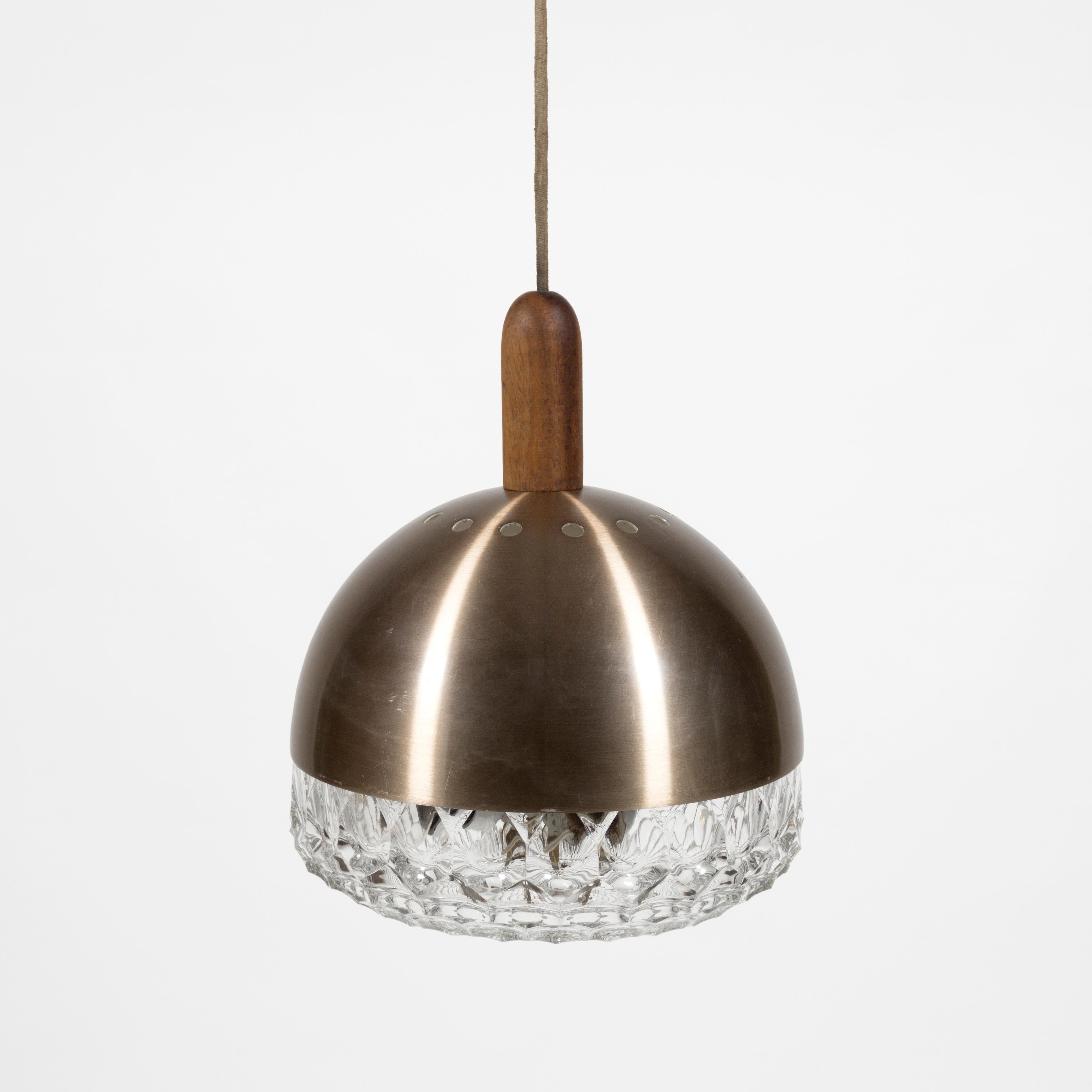 Satz von zwei 1960er Jahre Mid-Century Italienisch Glas Pendelleuchte Lampen. Stilux, Italien im Angebot 3