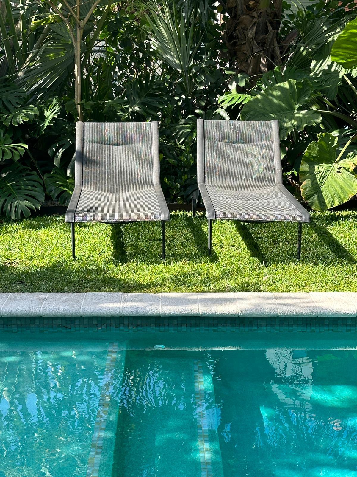 Contemporary Set of two 1966 Adjustable Chaise - Original Design  Knoll by  Richard Schultz