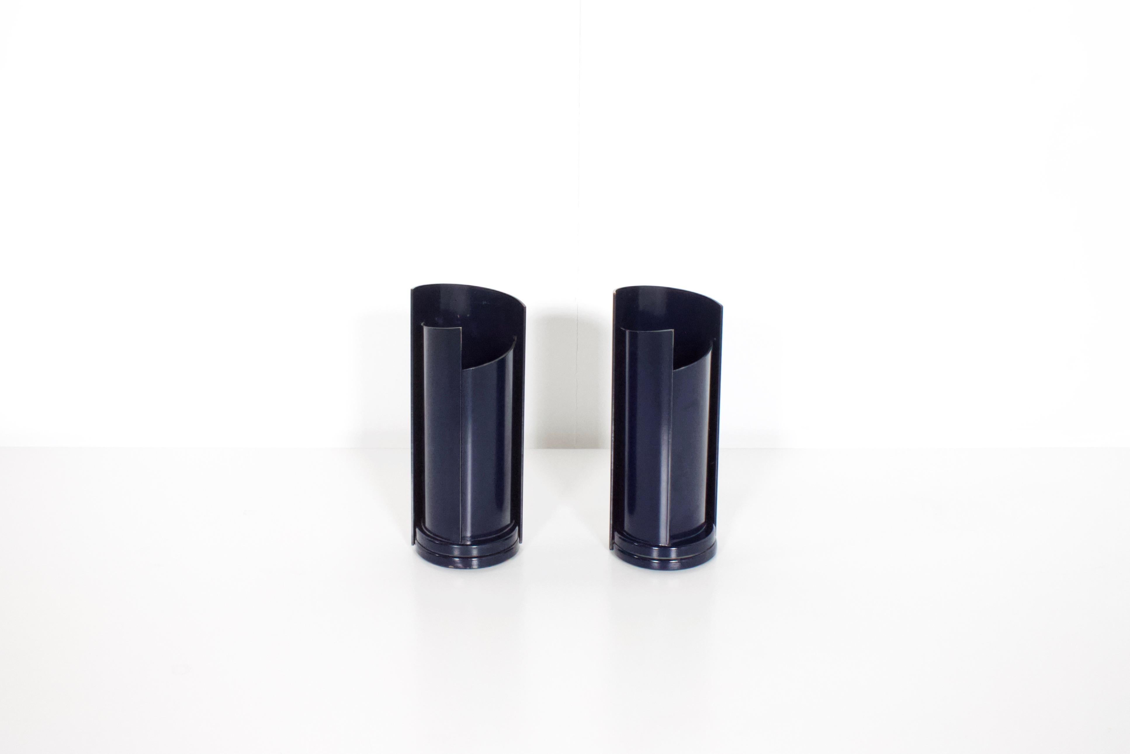 Ère spatiale Ensemble de deux lampes de table « Eclipse » des années 1970, Italie, 1970 en vente