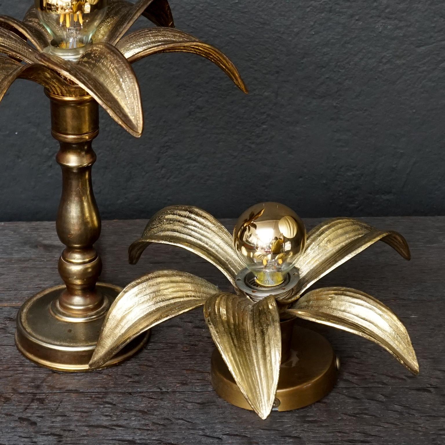 Set of Two 1970s Hollywood Regency Belgium Willy Daro Brass Flower Table Lights 2