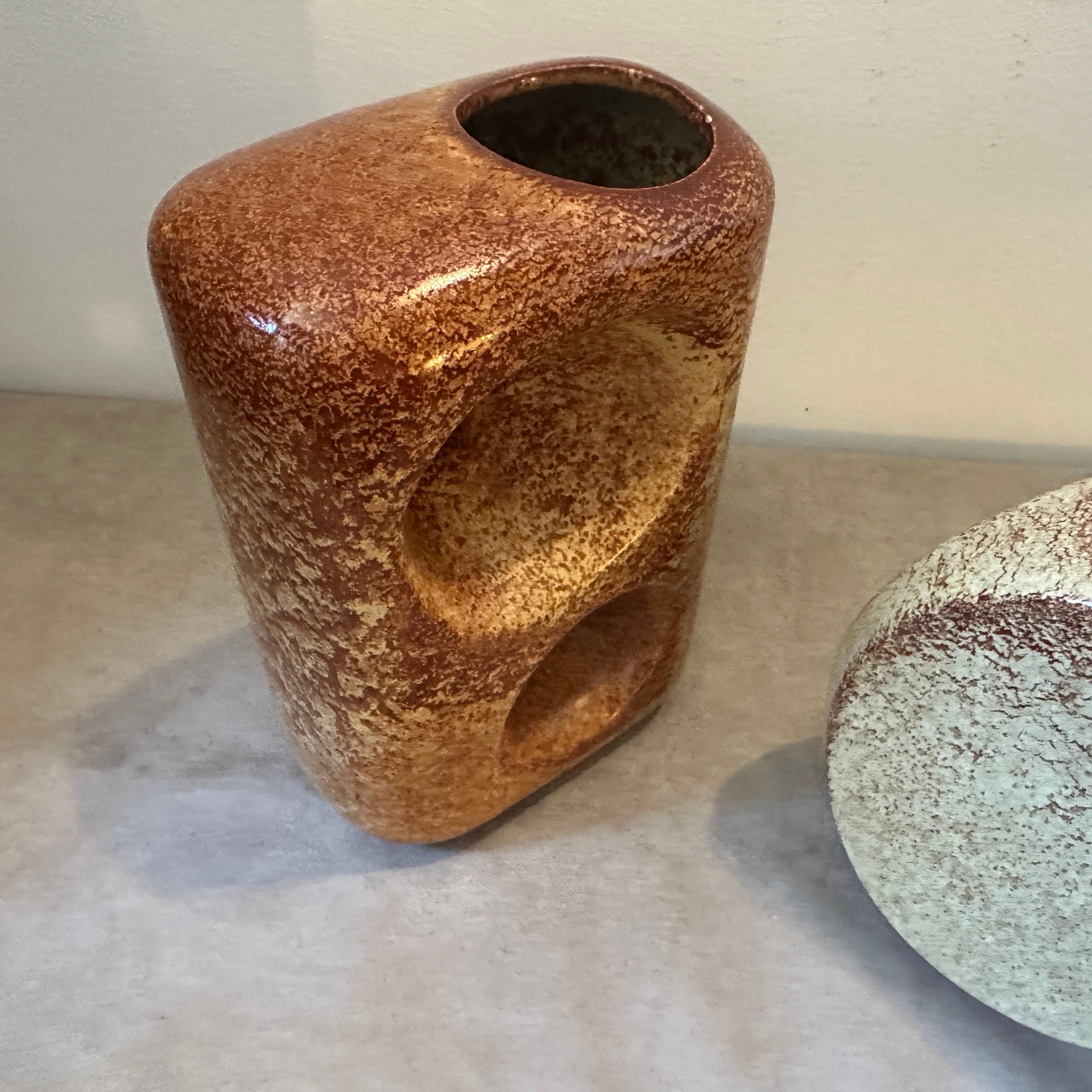 Set of Two 1970s Modernist Ceramic Italian Vases by Bertoncello In Good Condition For Sale In Aci Castello, IT