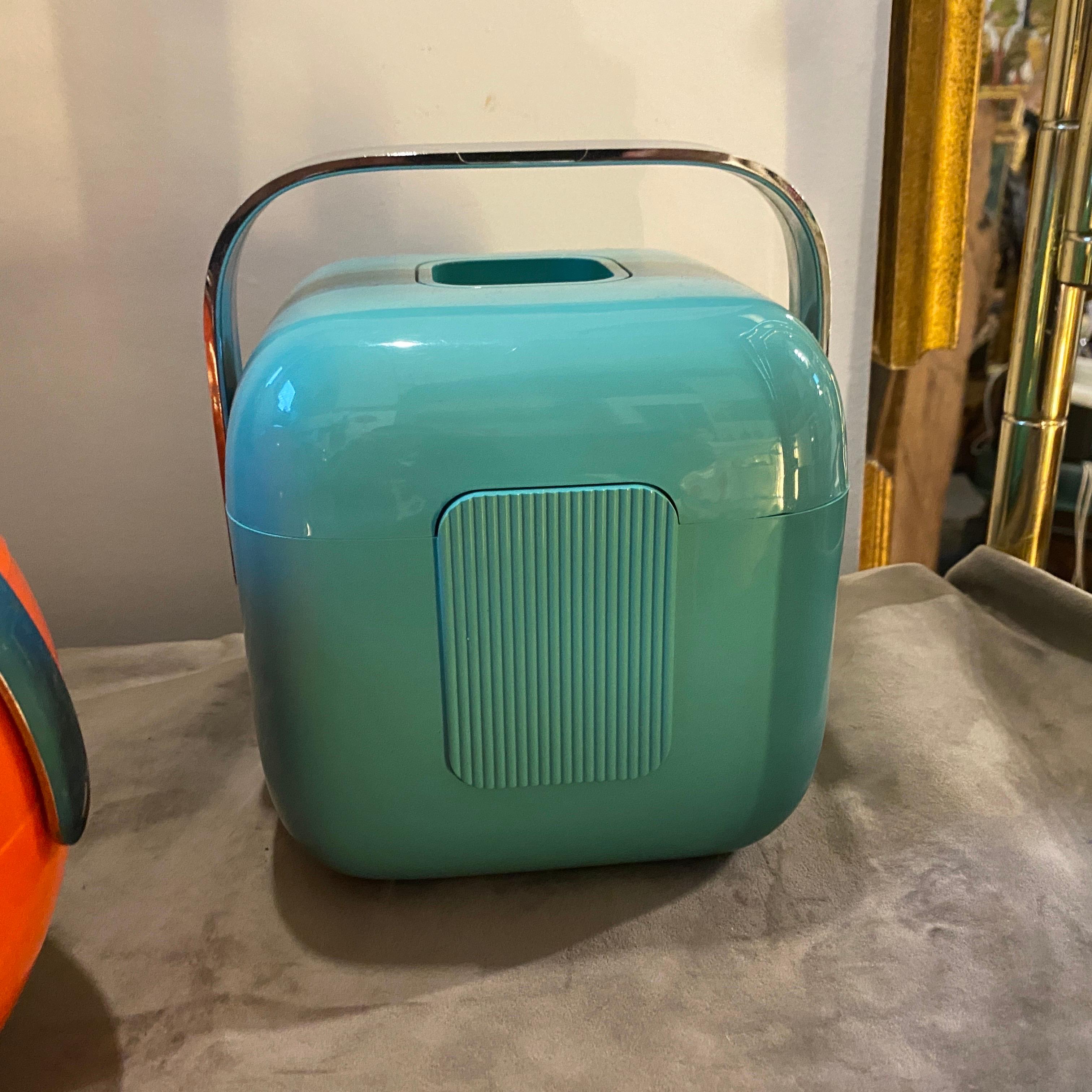 Set of Two 1970s Modernist Italian Ice Bucket by Guzzini In Good Condition In Aci Castello, IT