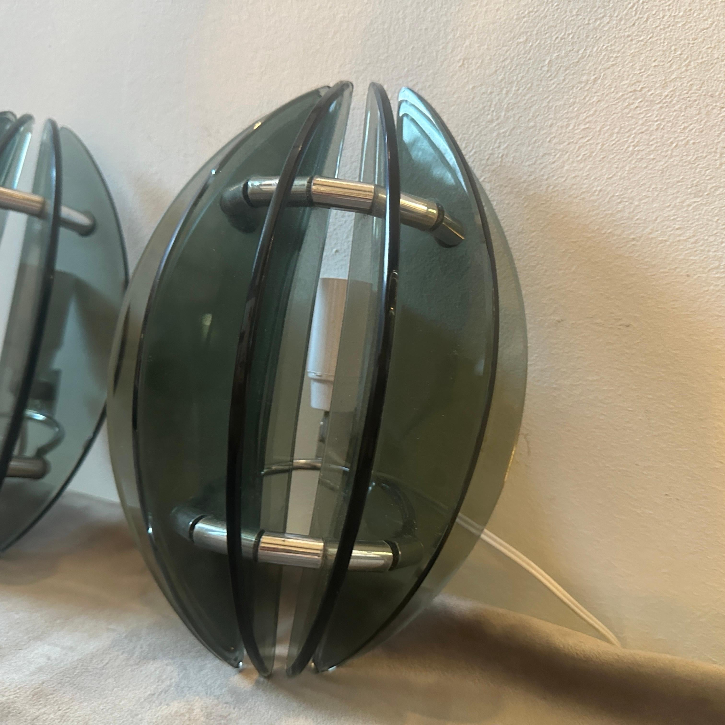 Set of Two 1970s Space Age Glass and Chromed Metal Italian Wall Sconces by Veca For Sale 2