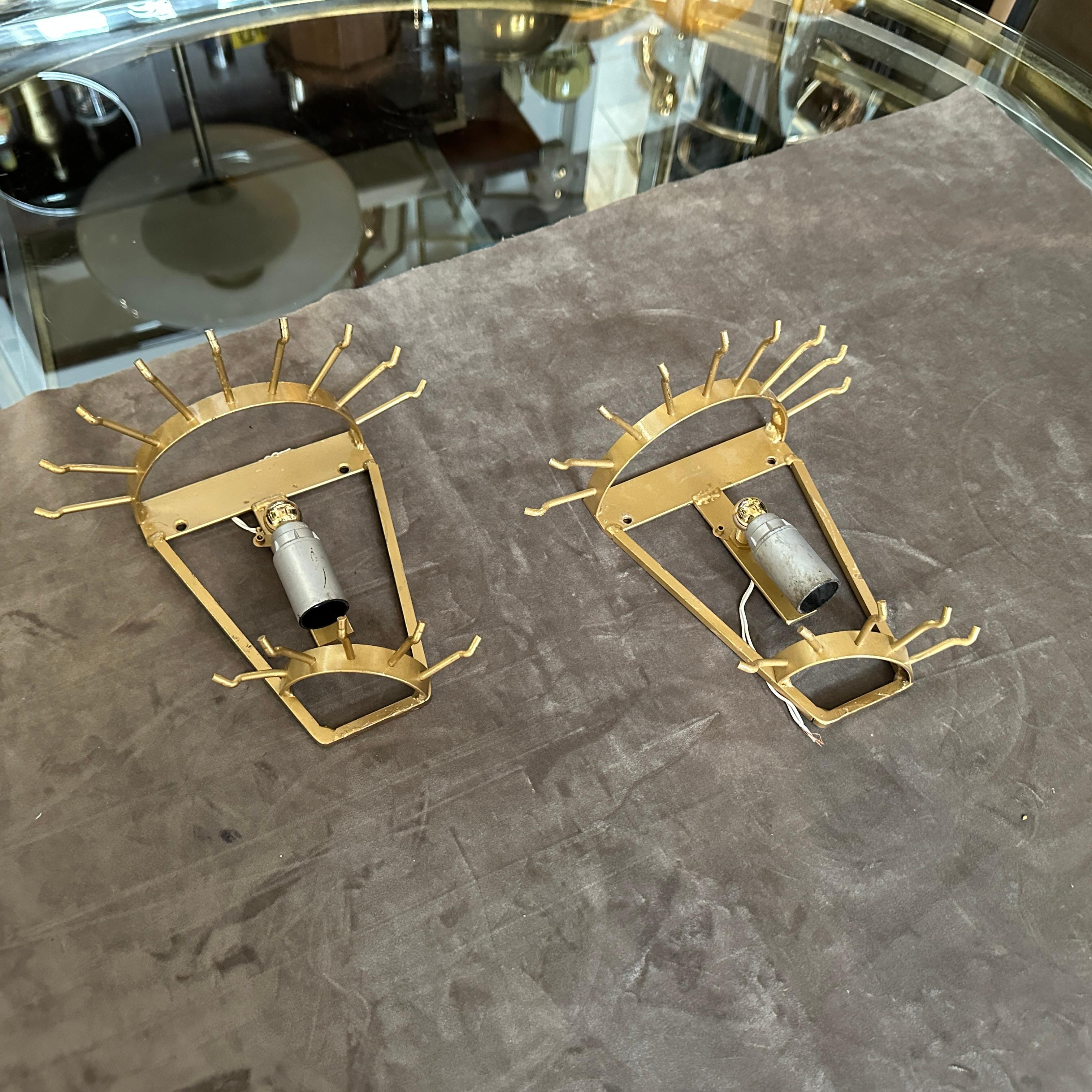 Ensemble de deux appliques murales en verre de Murano transparent, style Venini, datant des années 1970 et de style moderne du milieu du siècle dernier en vente 12