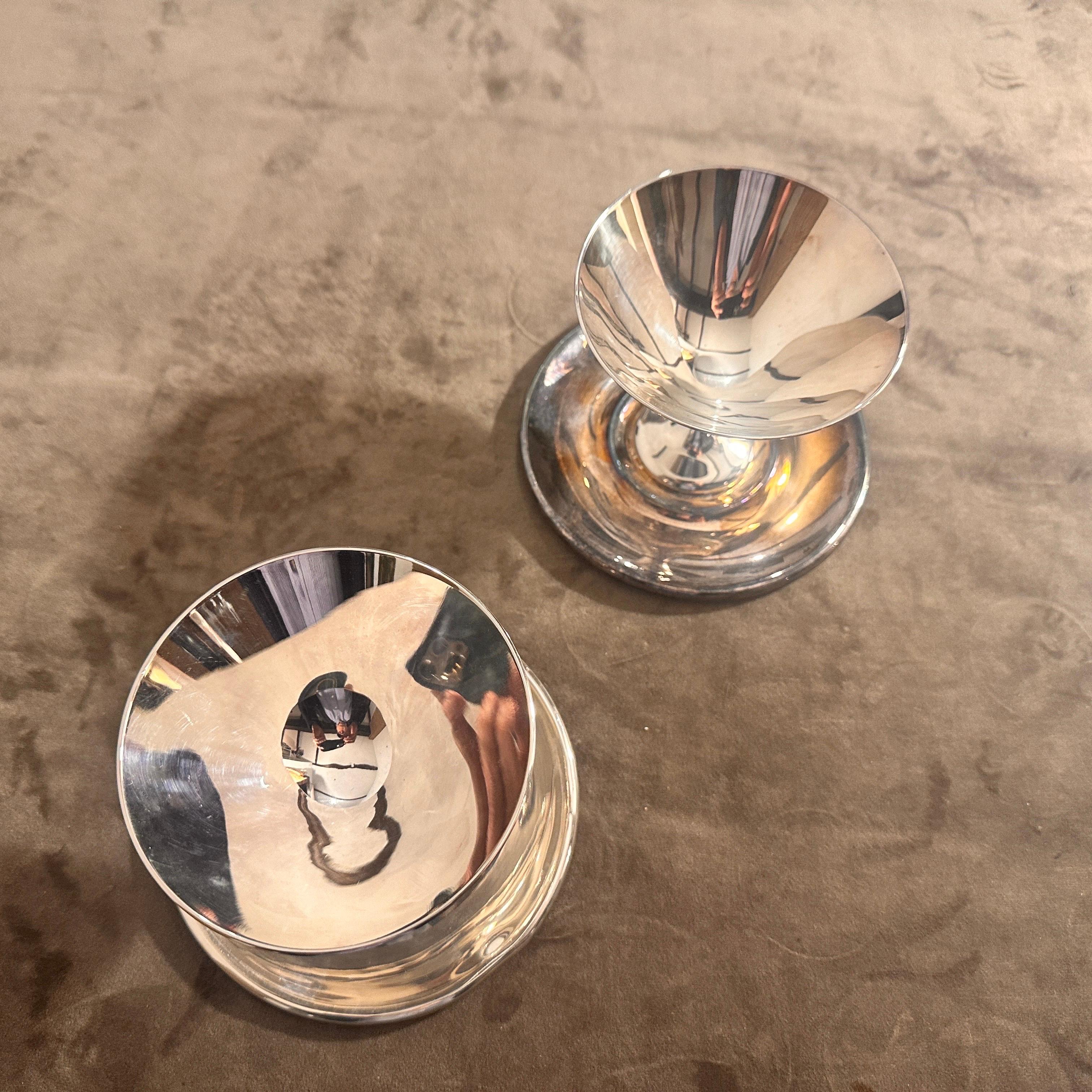 Set of Two 1980s Modern Minimalist Silver plated Cups by Lino Sabattini For Sale 3