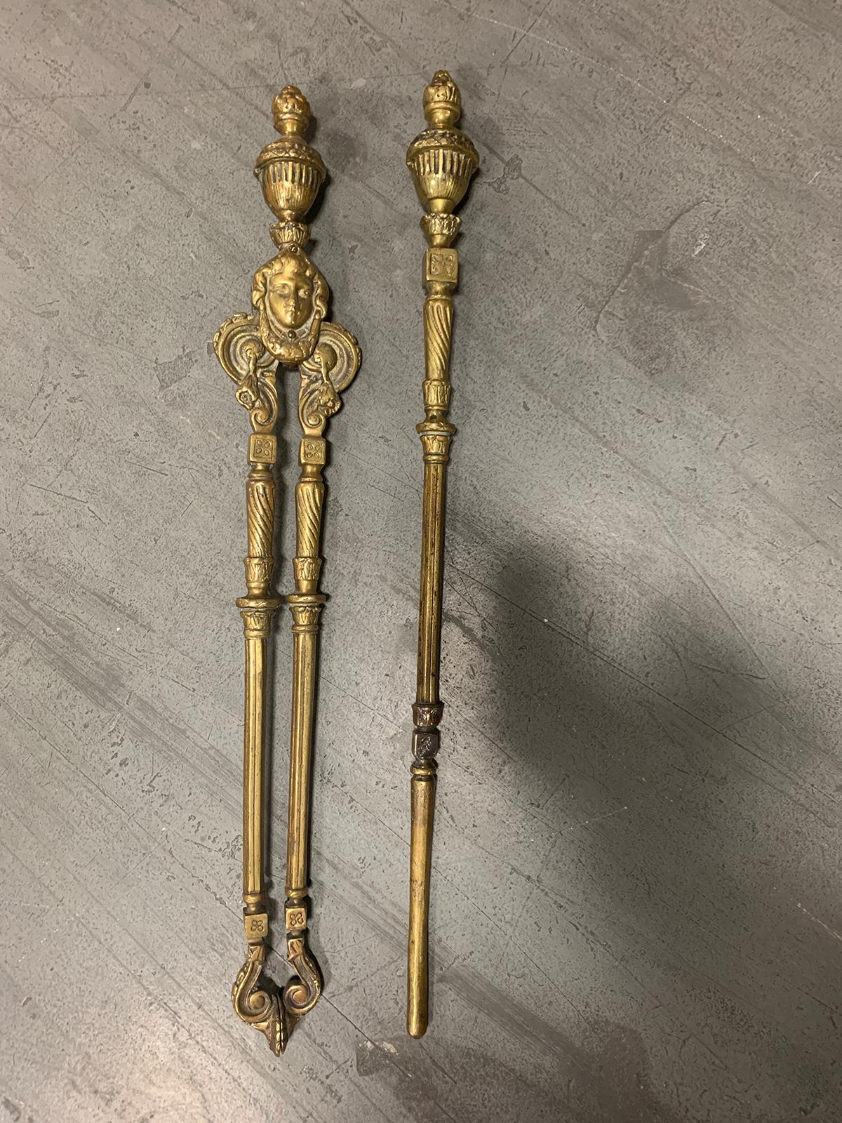 Set of two 19th-20th century French neoclassical bronze fire tools
Poker and tongs. Beautifully made.