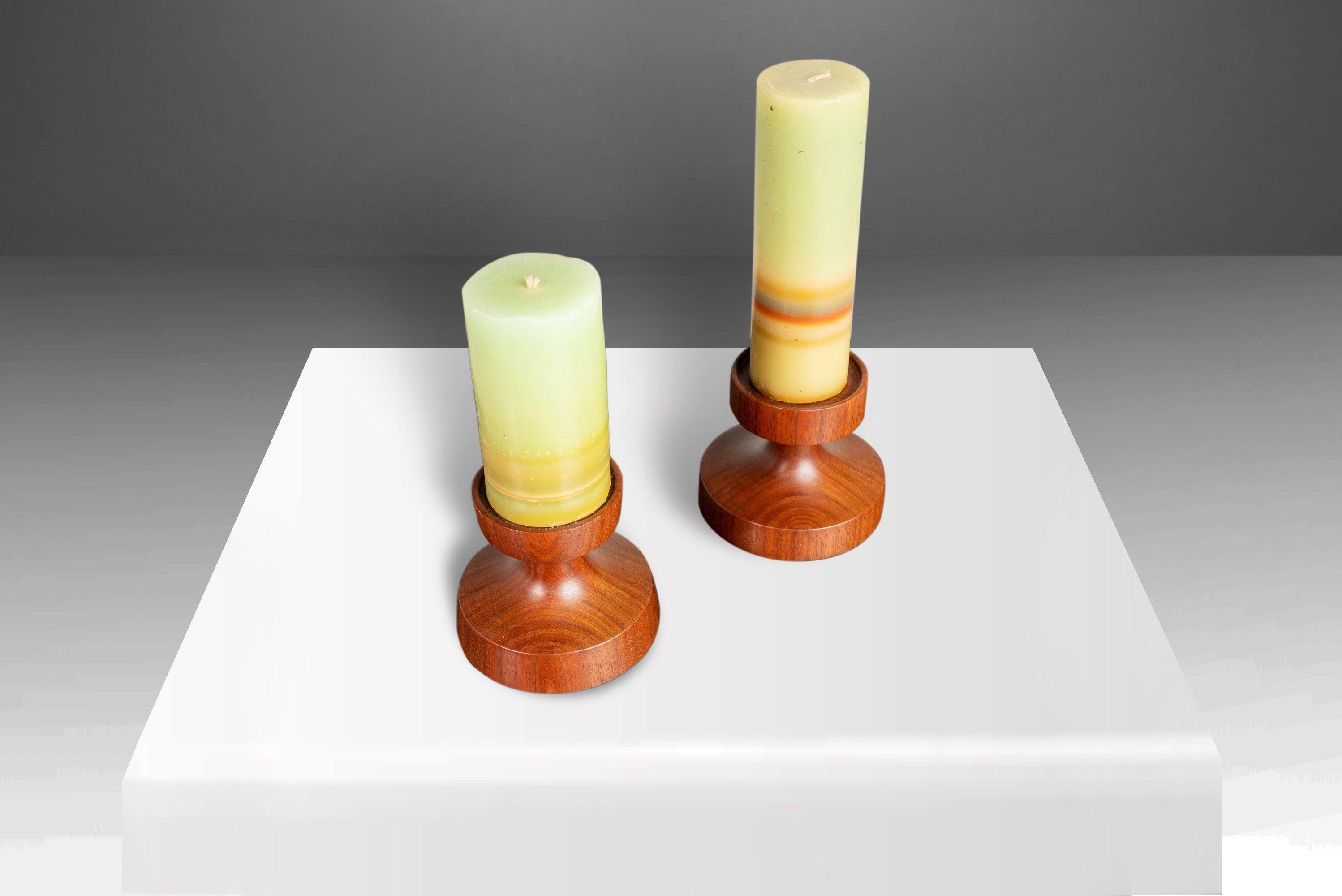 Set of Two (2) Danish Mid Century Modern Candlestick Holders in Walnut  In Good Condition In Deland, FL