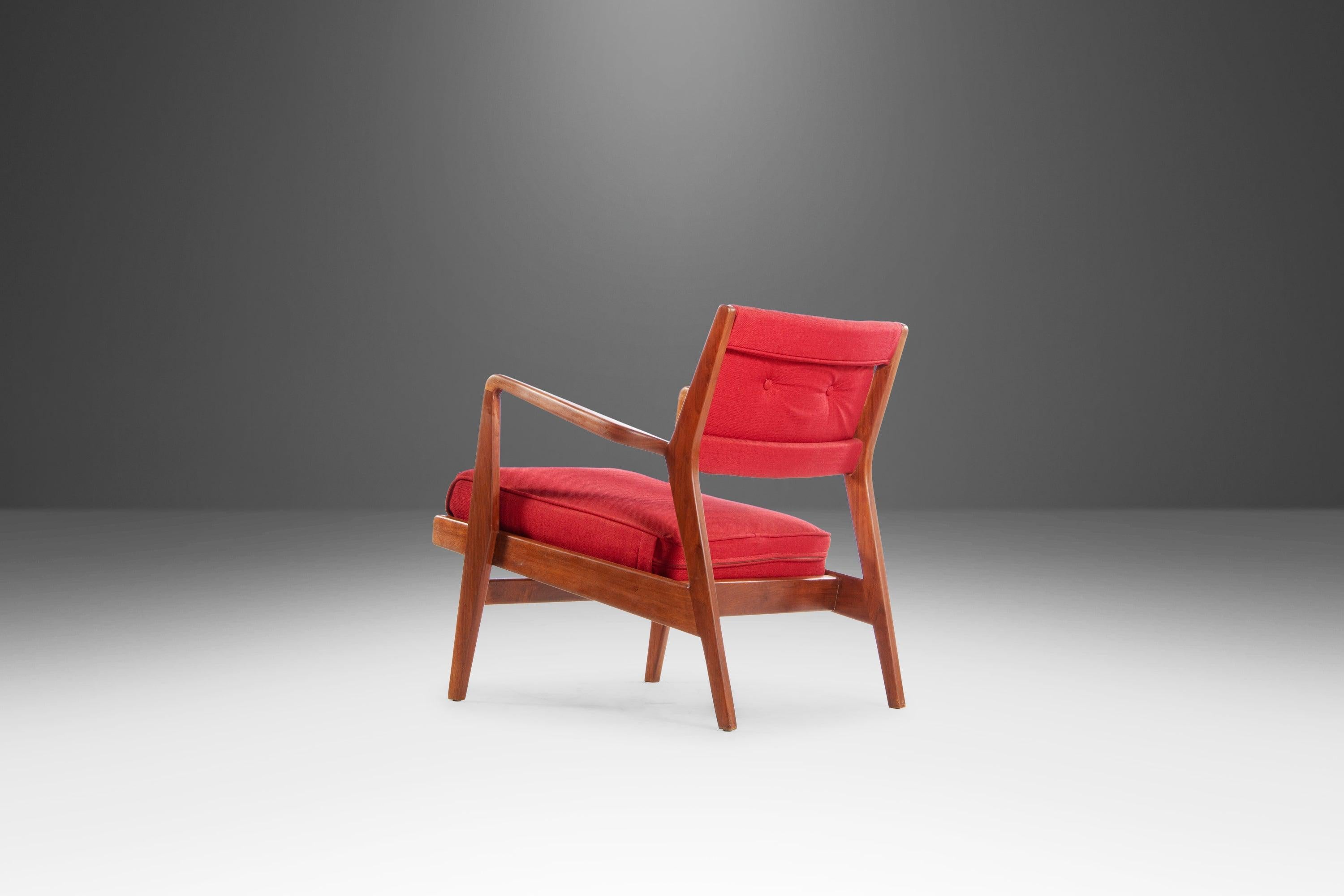 Walnut Set of Two '2' Jens Risom for Knoll Lounge Chairs Model U-430, USA, c. 1960's