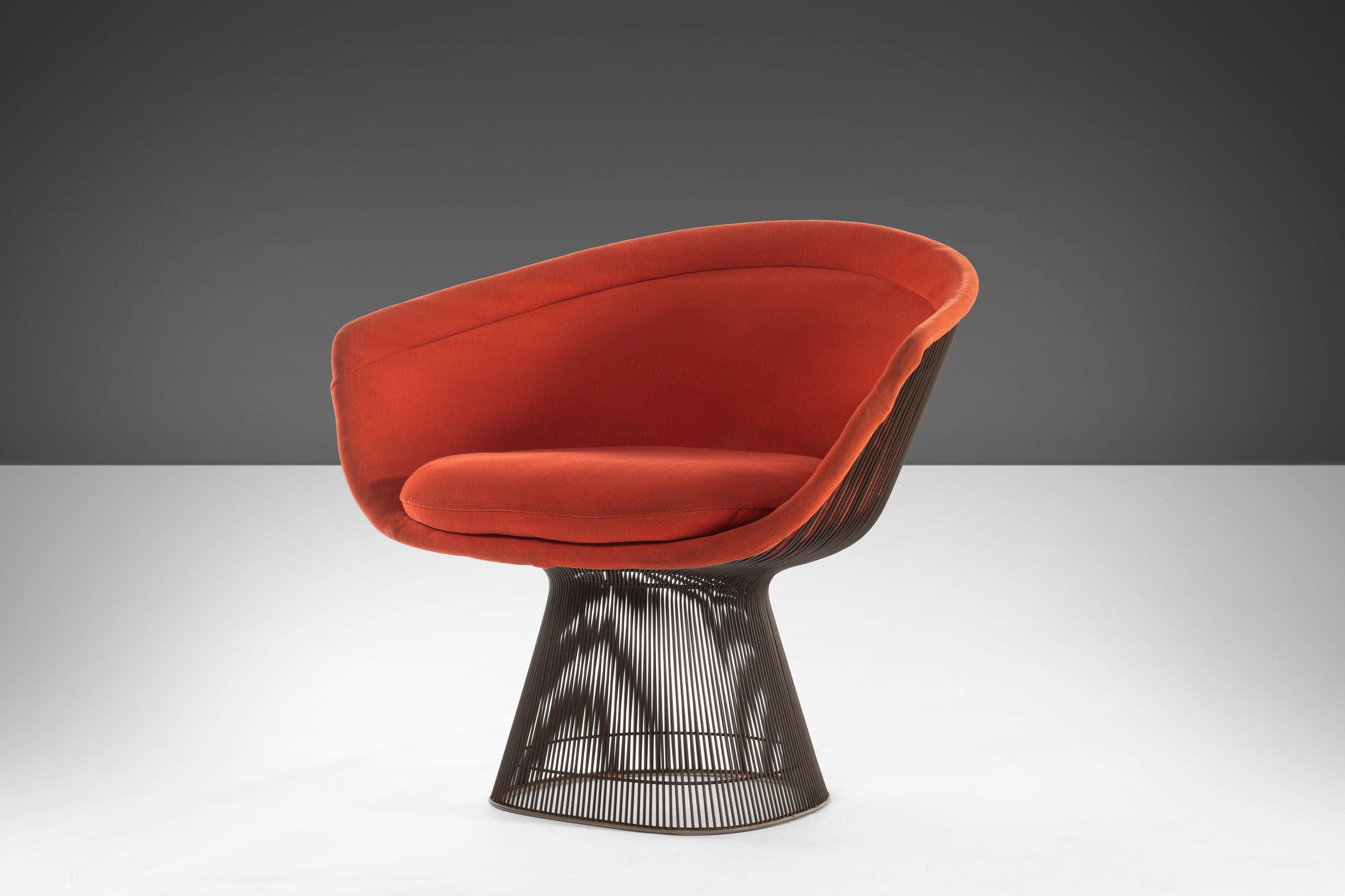 Set of 2 Lounge Chairs by Warren Platner for Knoll in Original Fabric, c. 1966 In Good Condition In Deland, FL