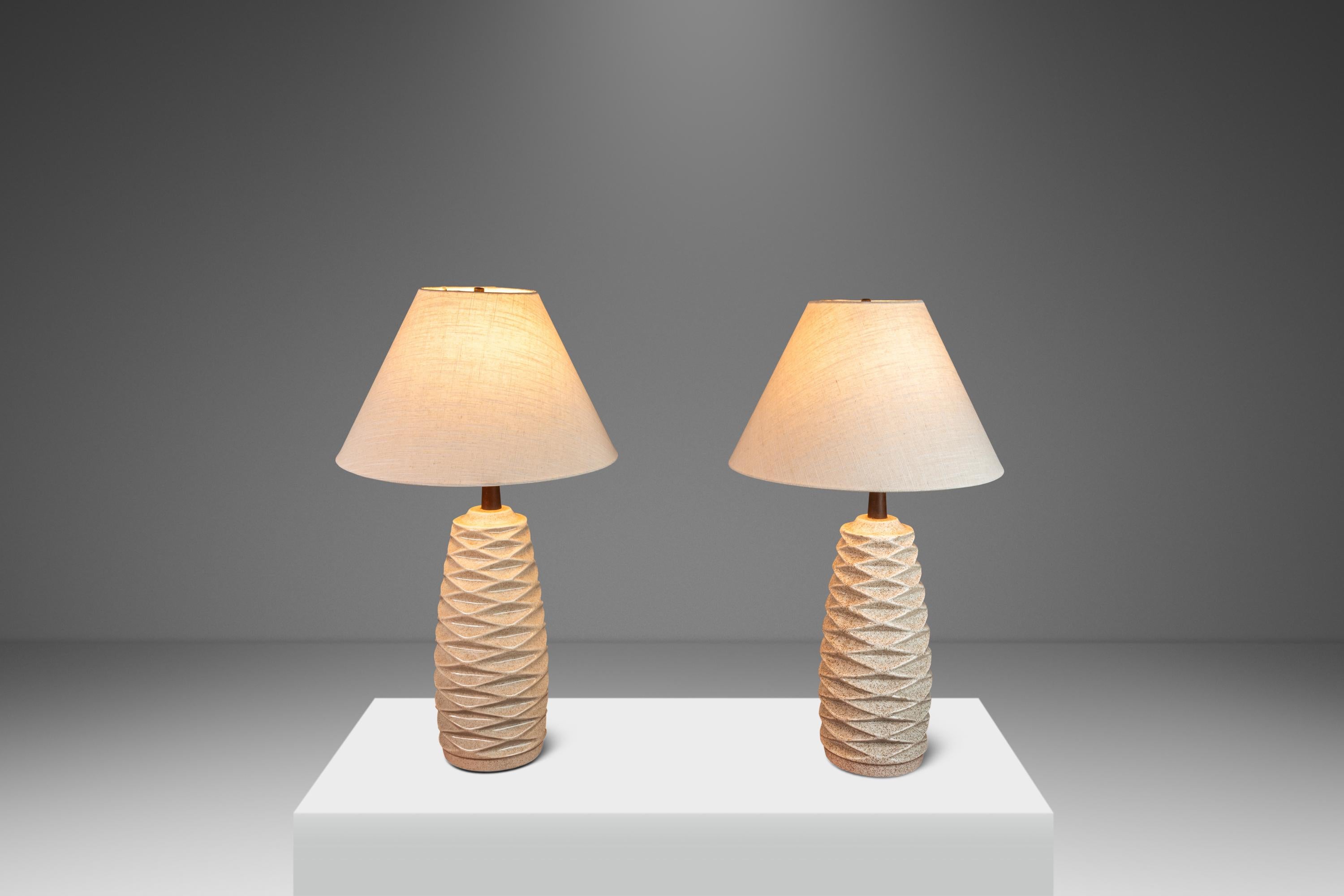 American Set of Two ( 2 ) Mid-Century Modern Ceramic Table Lamps w/ Walnut Necks, 1960's For Sale