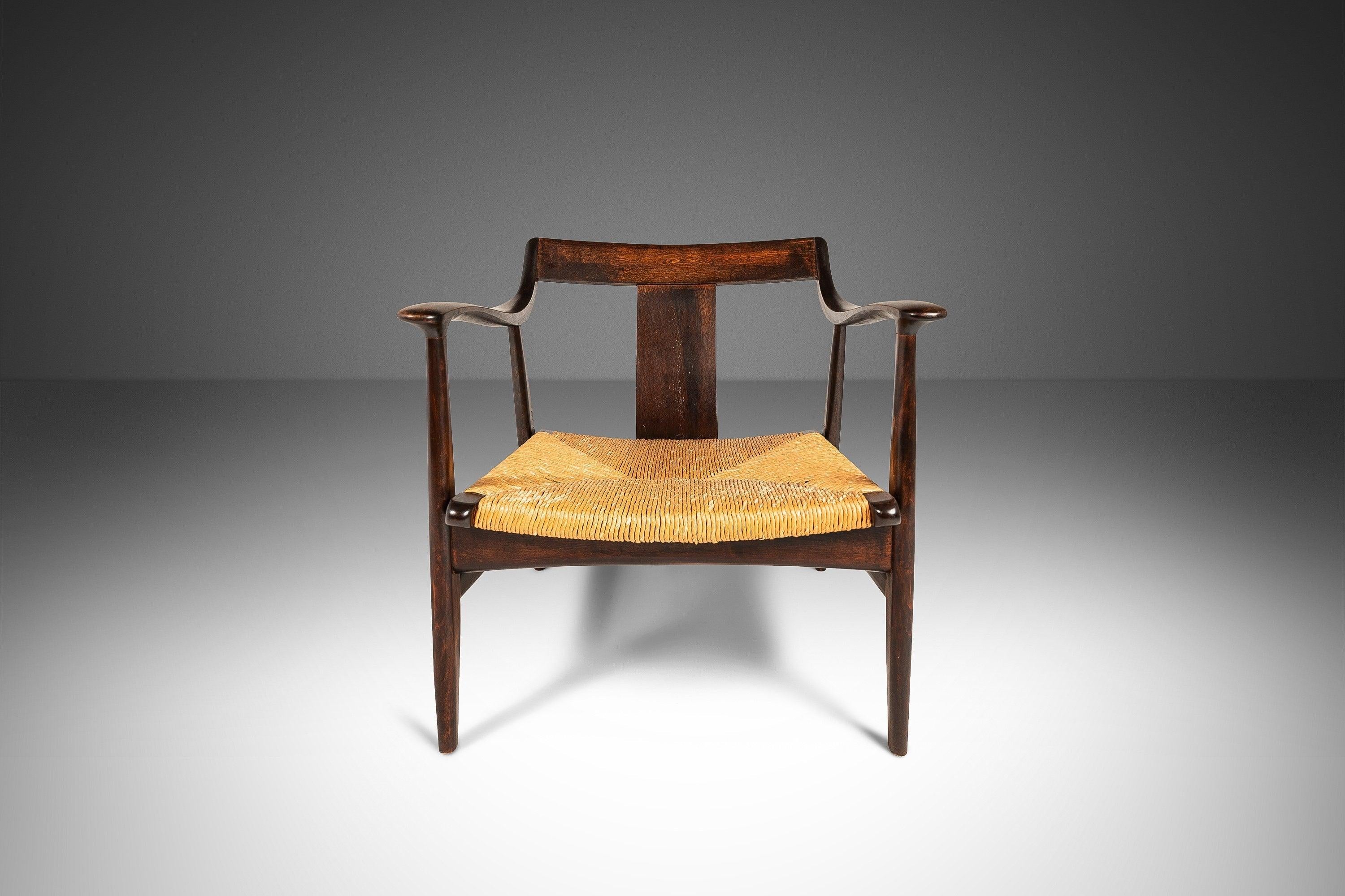 Satz von zwei (2) Mid Century Modern Low Profile Lounge Chairs mit Original Drossel  (Moderne der Mitte des Jahrhunderts) im Angebot