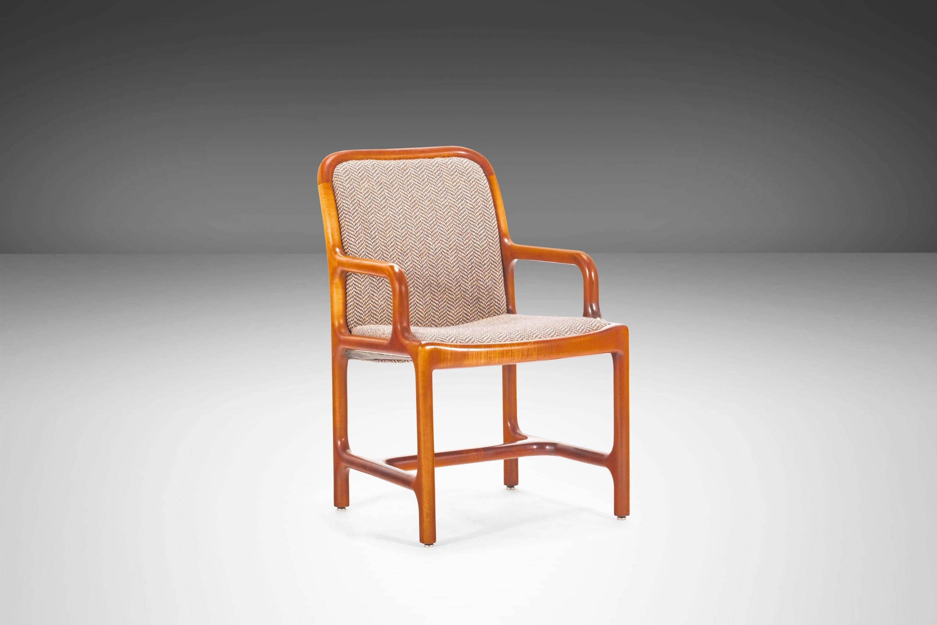 Mid-Century Modern Ensemble de deux chaises Pretzel « 2 » en chêne et tweed d'origine, de style mi-siècle moderne, États-Unis en vente