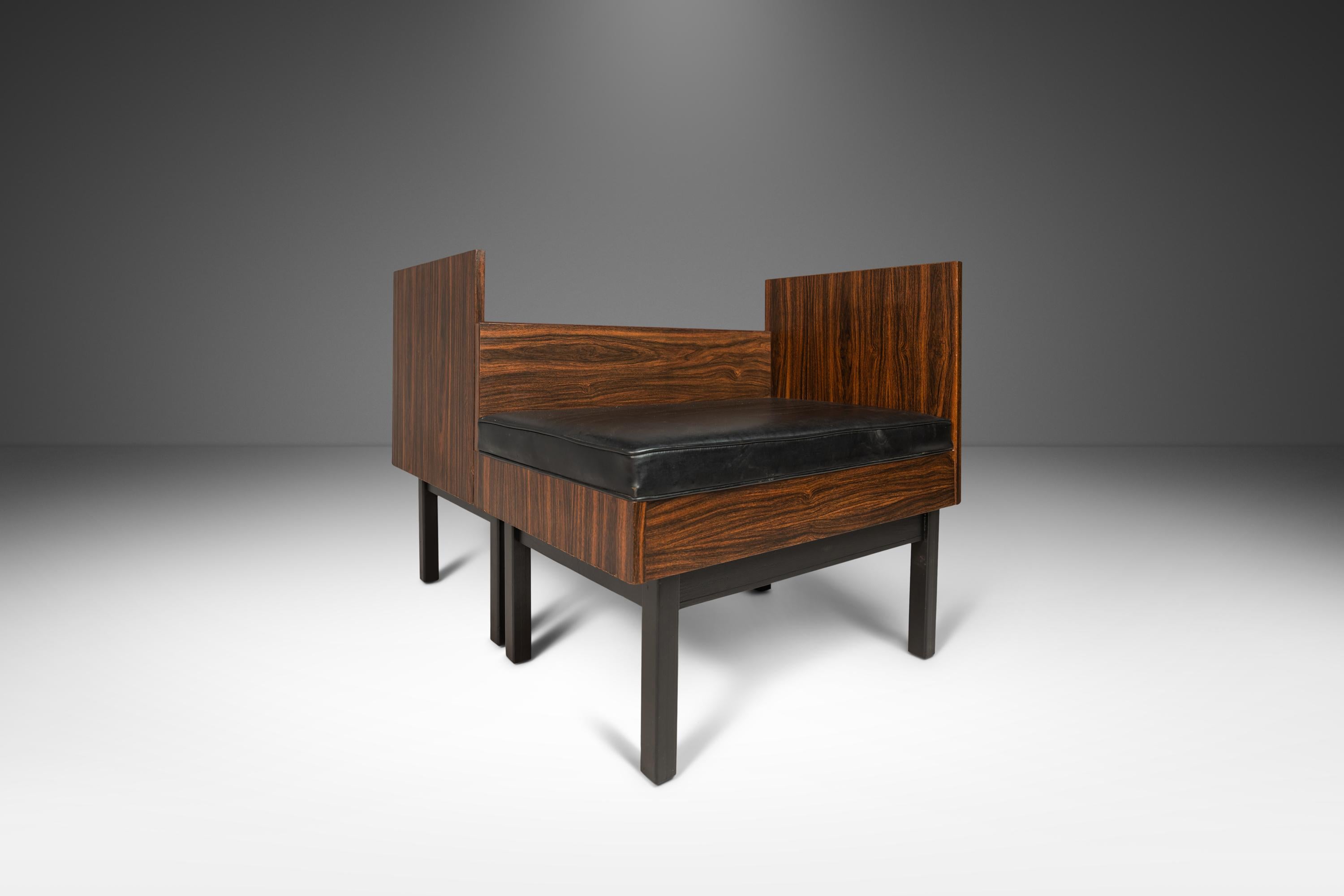 Mid-Century Modern Set of Two ( 2 ) Modular Benches Kissing Benches in Rosewood Laminate, c. 1950's For Sale