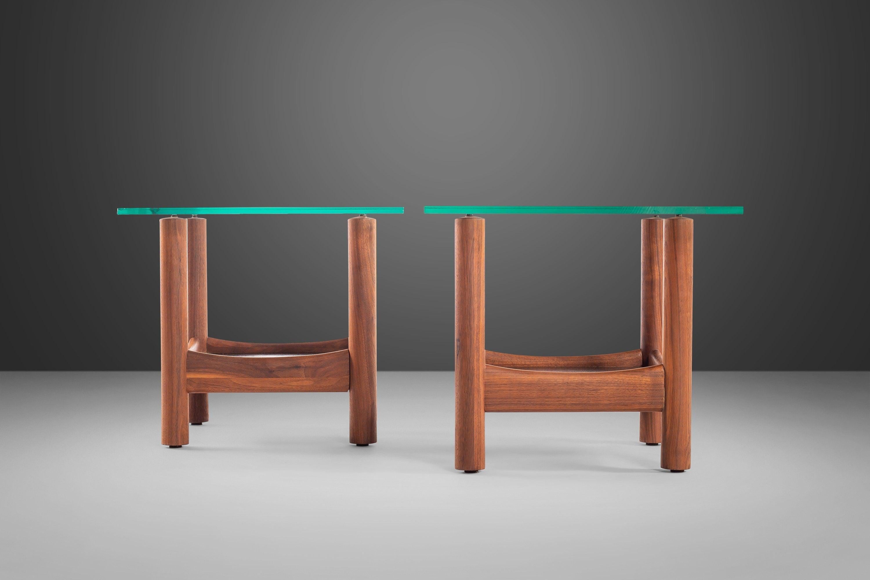 Set of Two (2) Tubular End Tables After Adrian Pearsall for Craft, c. 1960s In Good Condition For Sale In Deland, FL