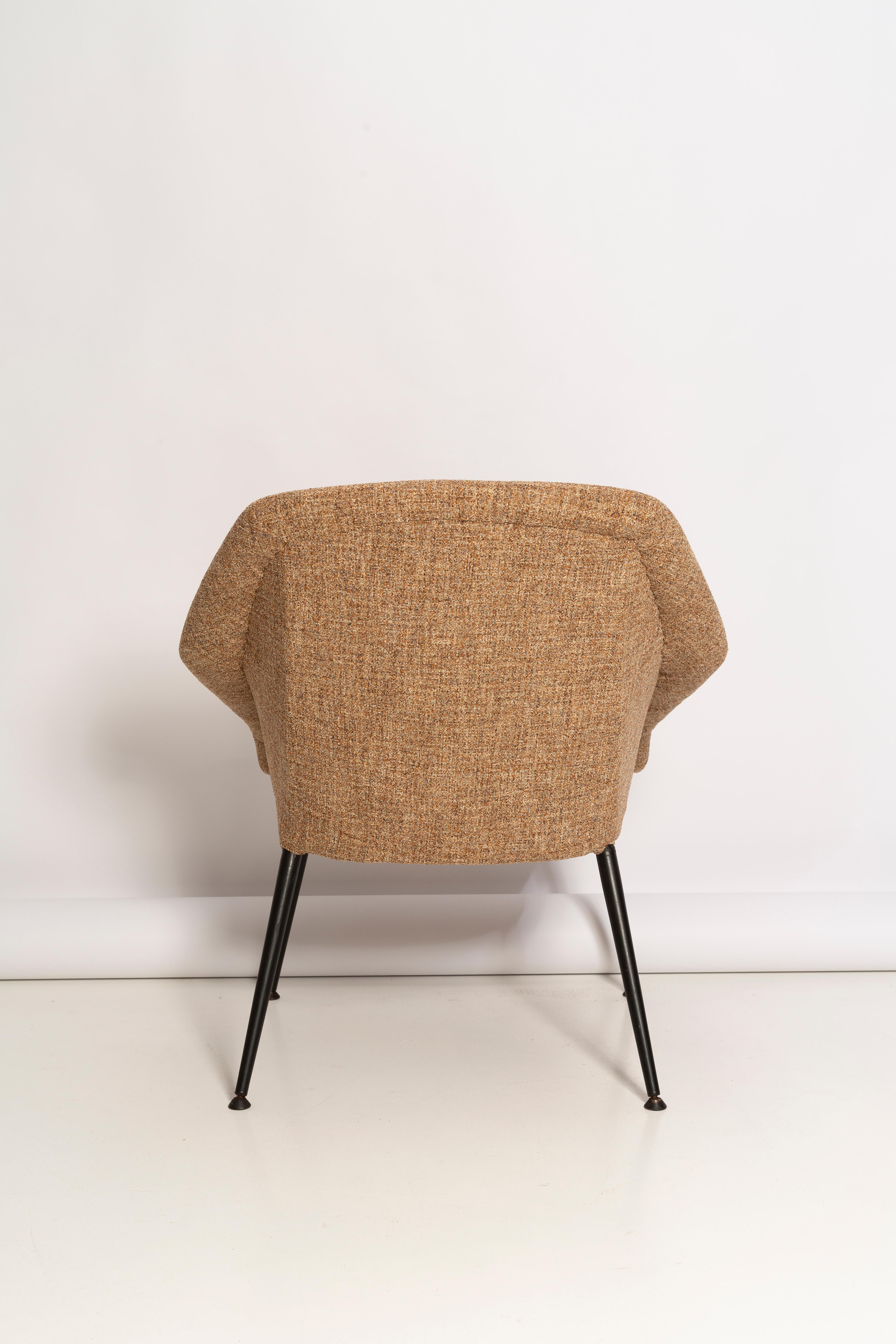 Ensemble de deux fauteuils club beige « Eva » du 20ème siècle, années 1960 en vente 2