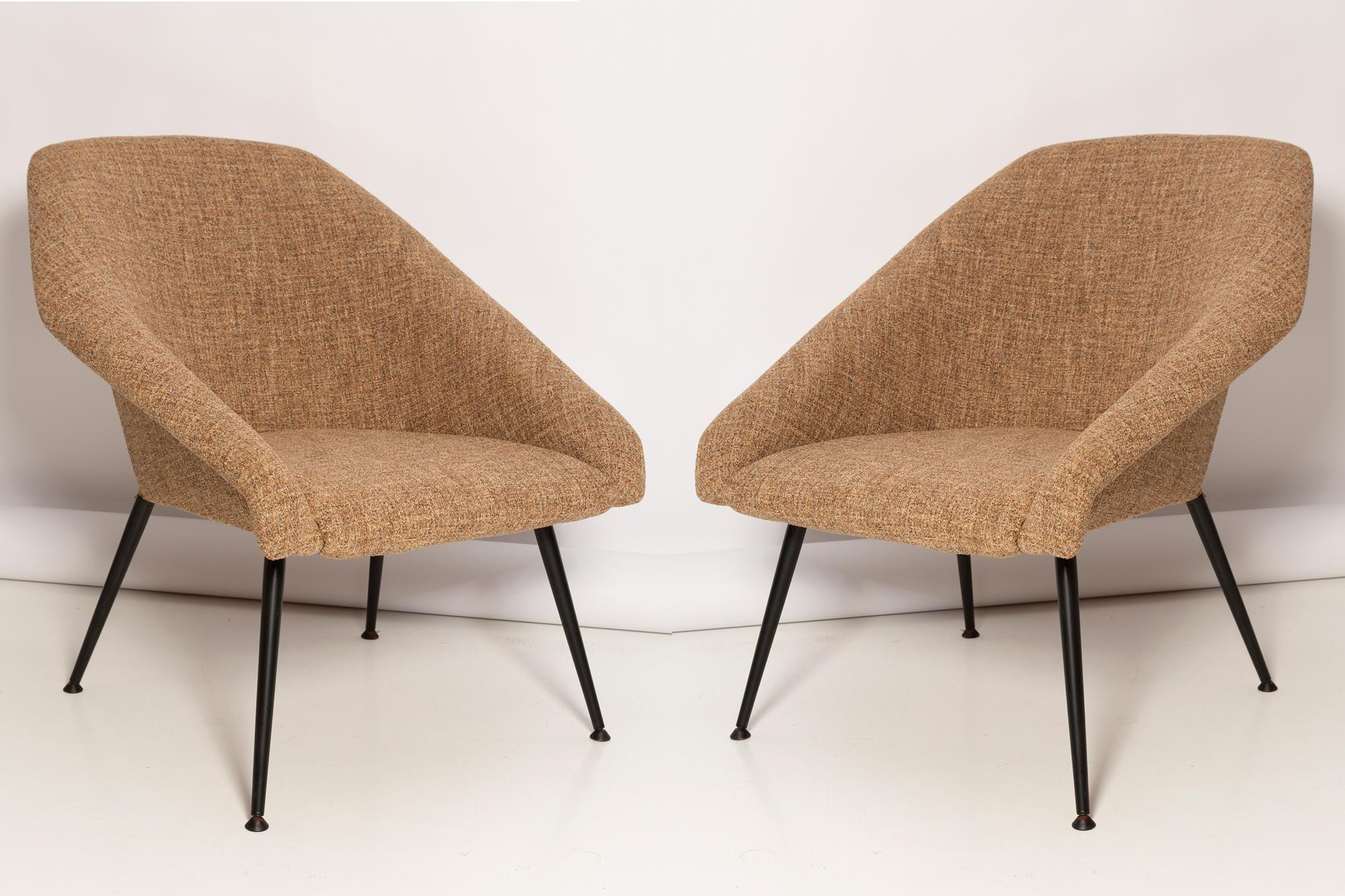 Mid-Century Modern Set of Two 20th Century Beige 