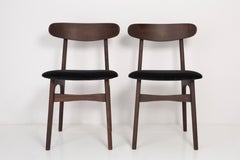Ensemble de deux chaises en velours noir du XXe siècle, années 1960