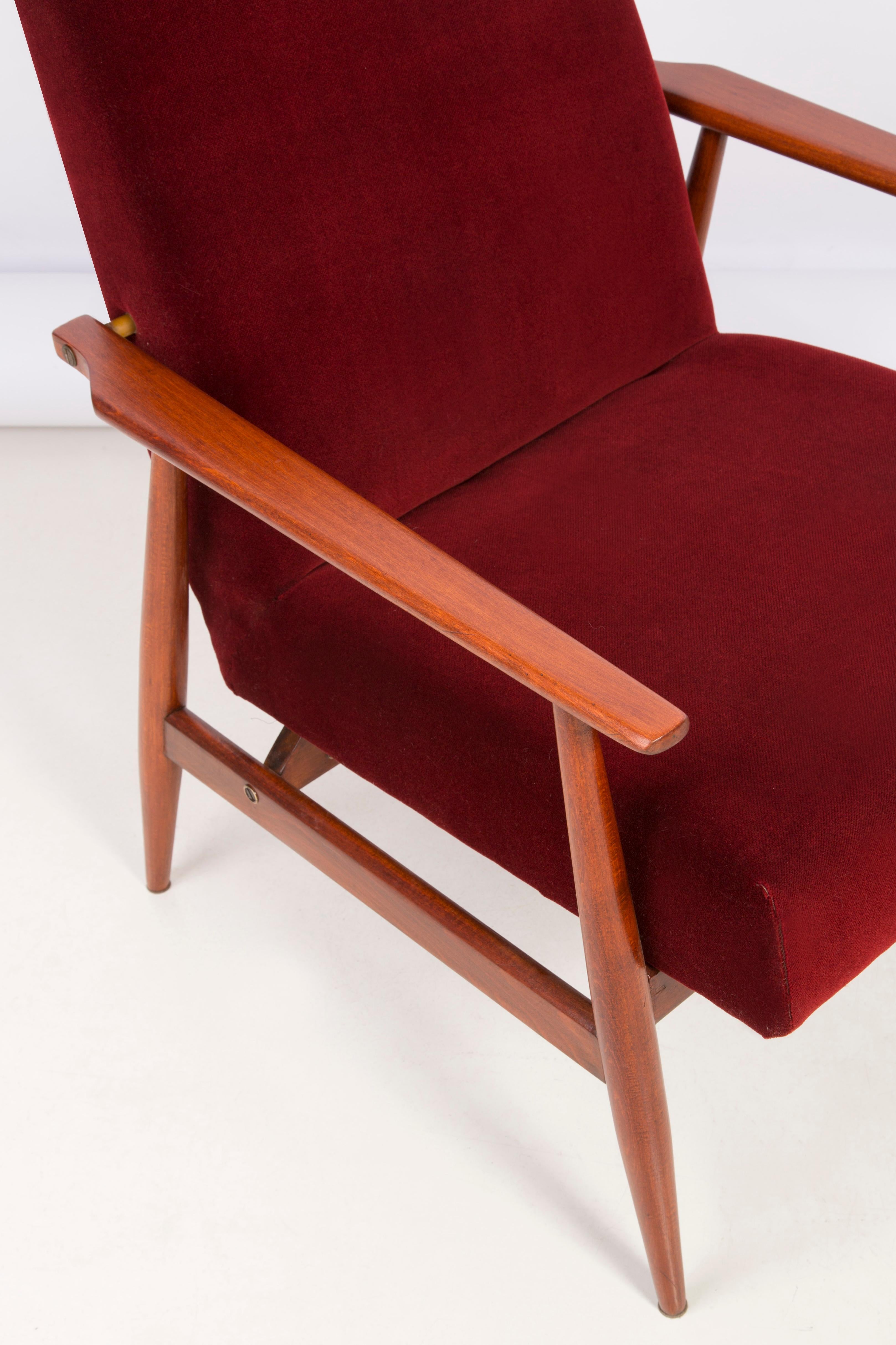 Mid-Century Modern Set of Two 20th Century Burgundy Dark Red Dante Armchairs, H. Lis, 1960s For Sale