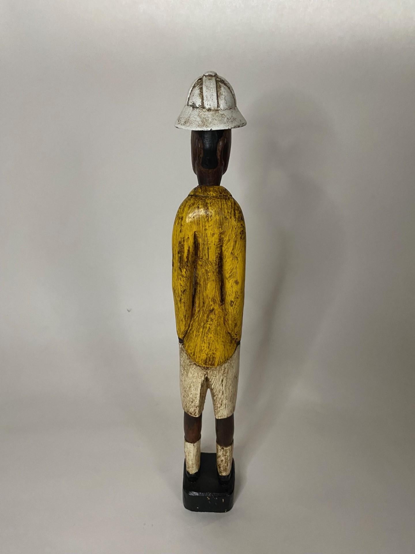 Set of Two 20th Century Hand Carved & Hand Painted African Workman For Sale 6