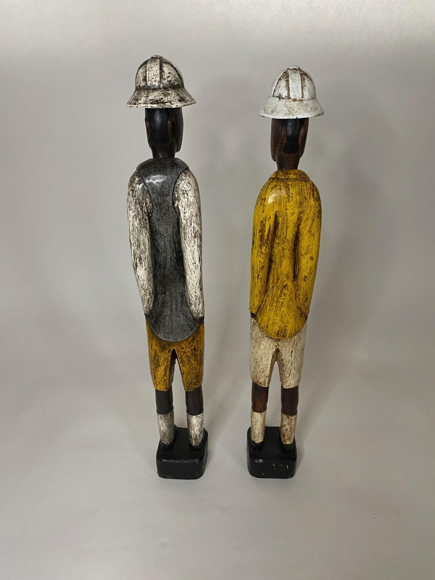Set of Two 20th Century Hand Carved & Hand Painted African Workman For Sale 1