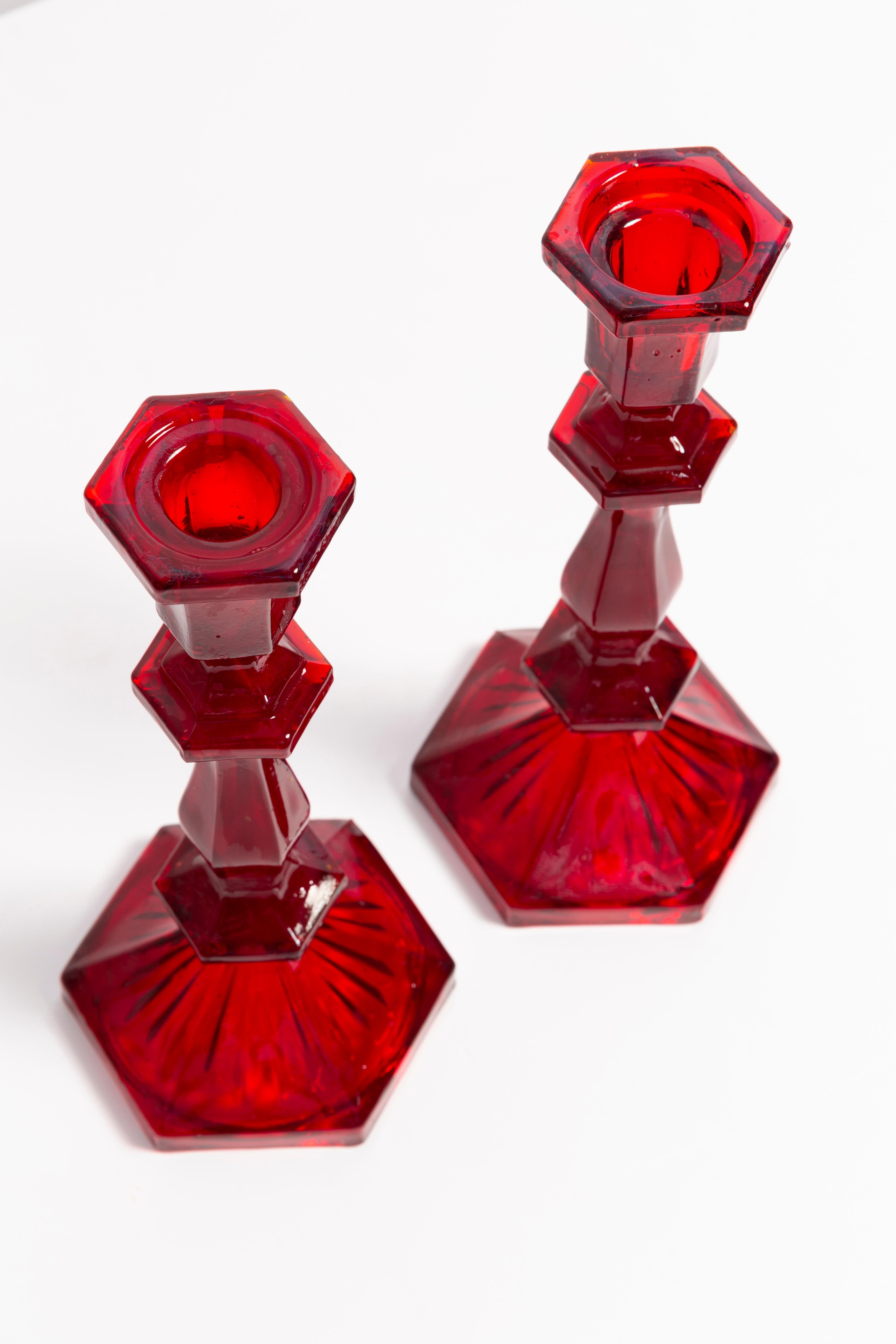 Set of Two 20th Century Red Glass Candlesticks, 1960s 3