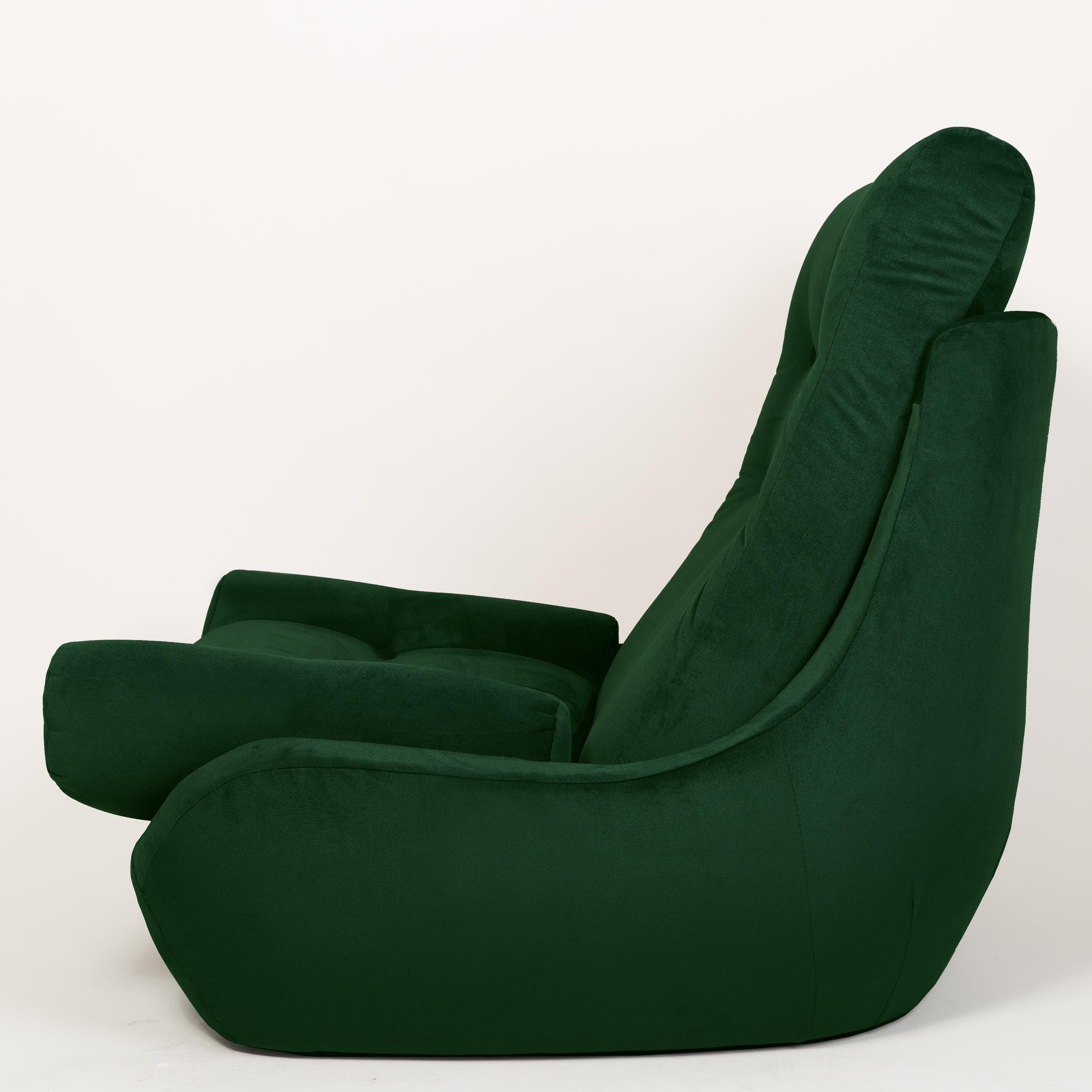 Mid-Century Modern Set of Two 20th Century Vintage Green Velvet Giant Atlantis Armchairs, 1960s For Sale