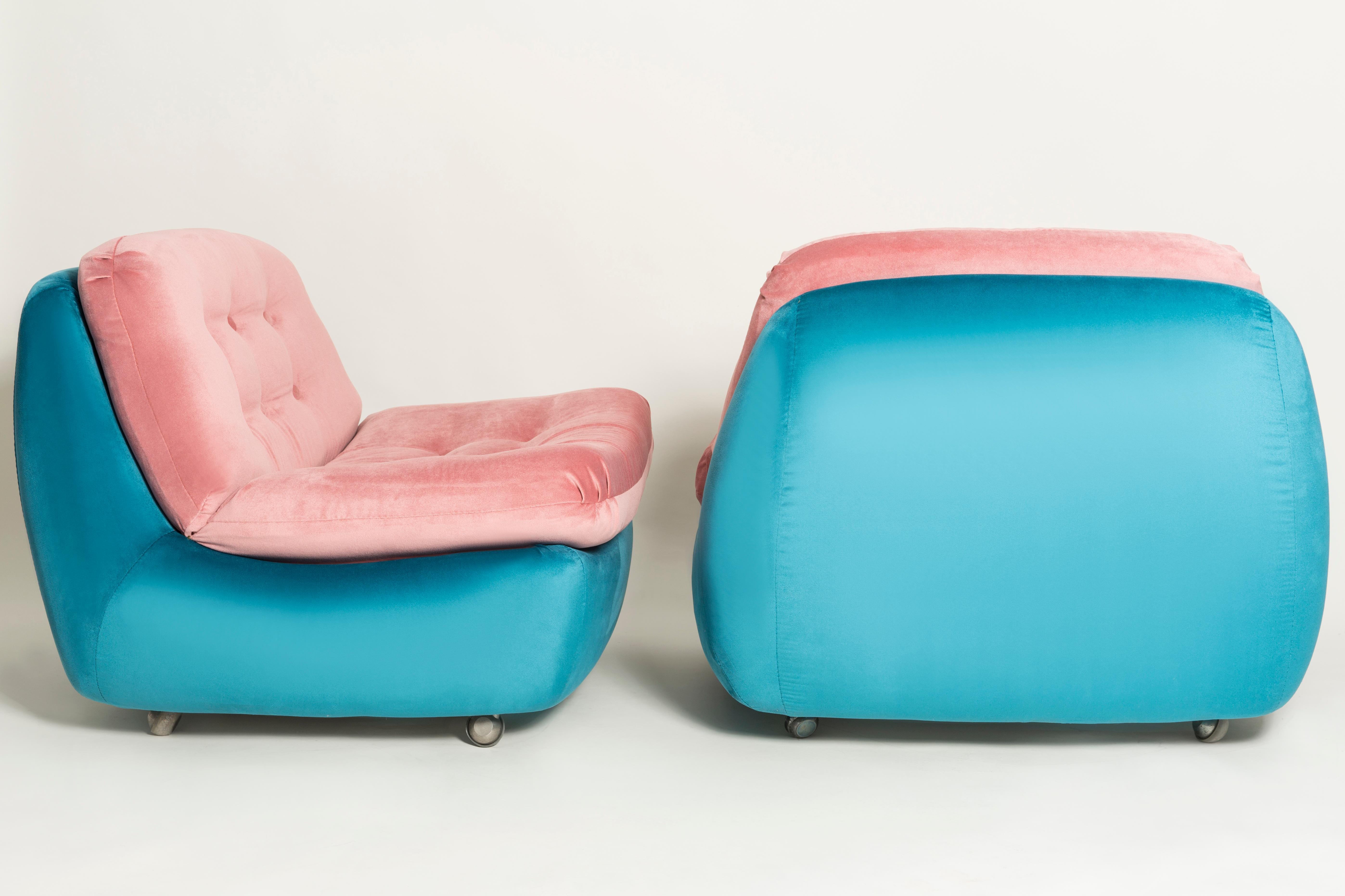 Hand-Crafted Set of Two 20th Century Vintage Pink and Blue Atlantis Armchairs, 1960s For Sale