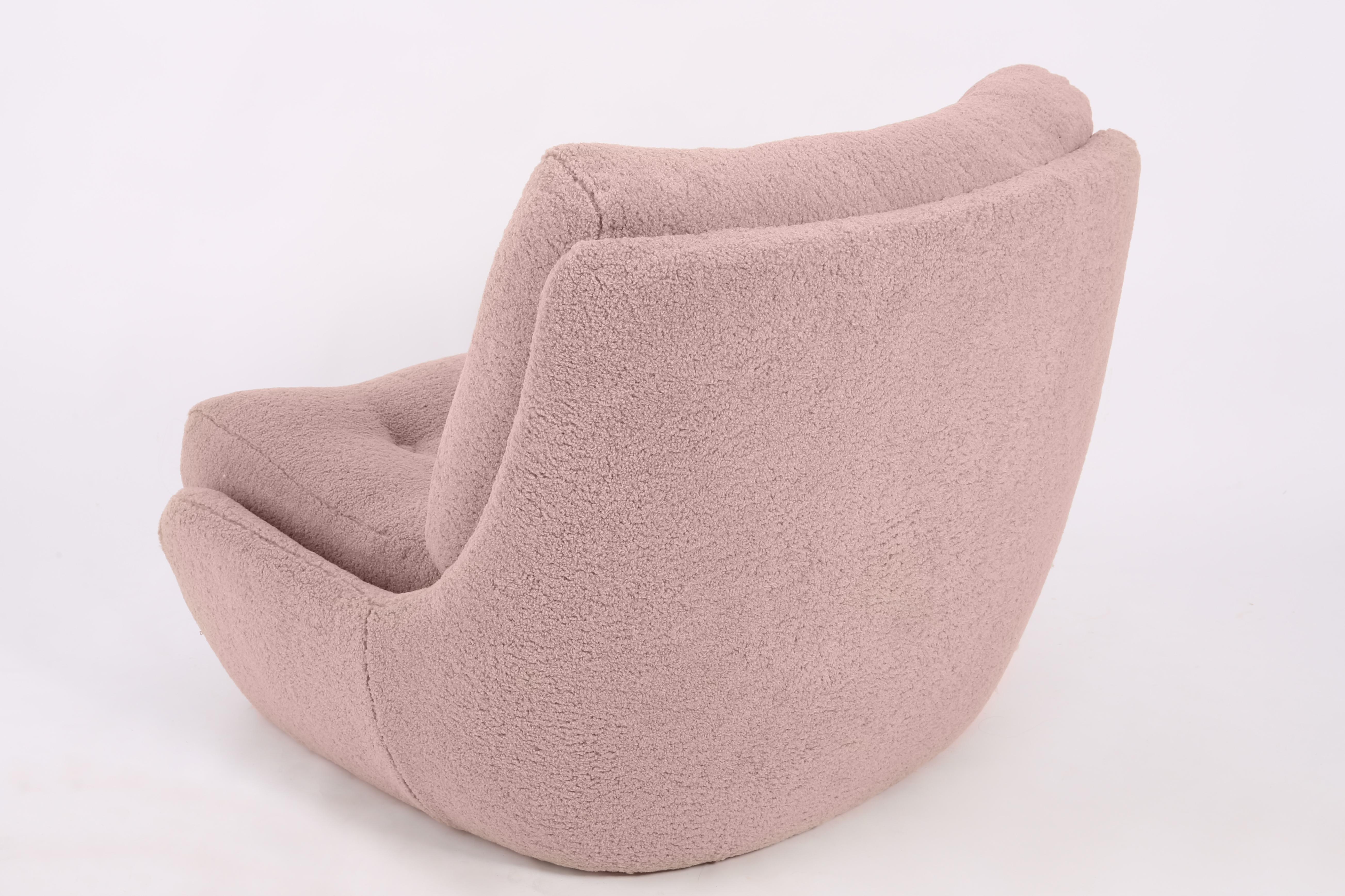 Ensemble de deux grands fauteuils Atlantis en tissu bouclé rose poudré du 20ème siècle, années 1960 en vente 4