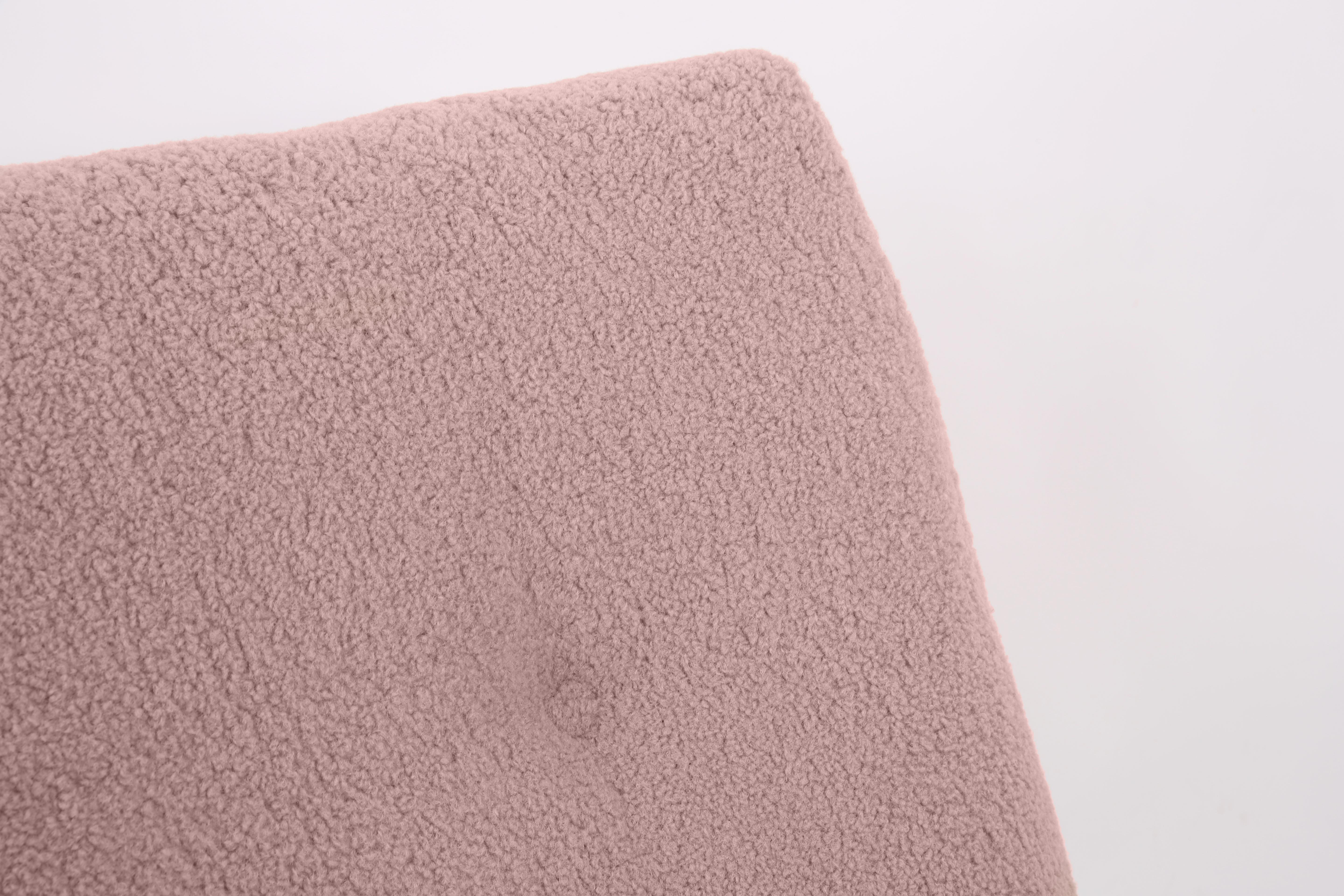 20ième siècle Ensemble de deux grands fauteuils Atlantis en tissu bouclé rose poudré du 20ème siècle, années 1960 en vente