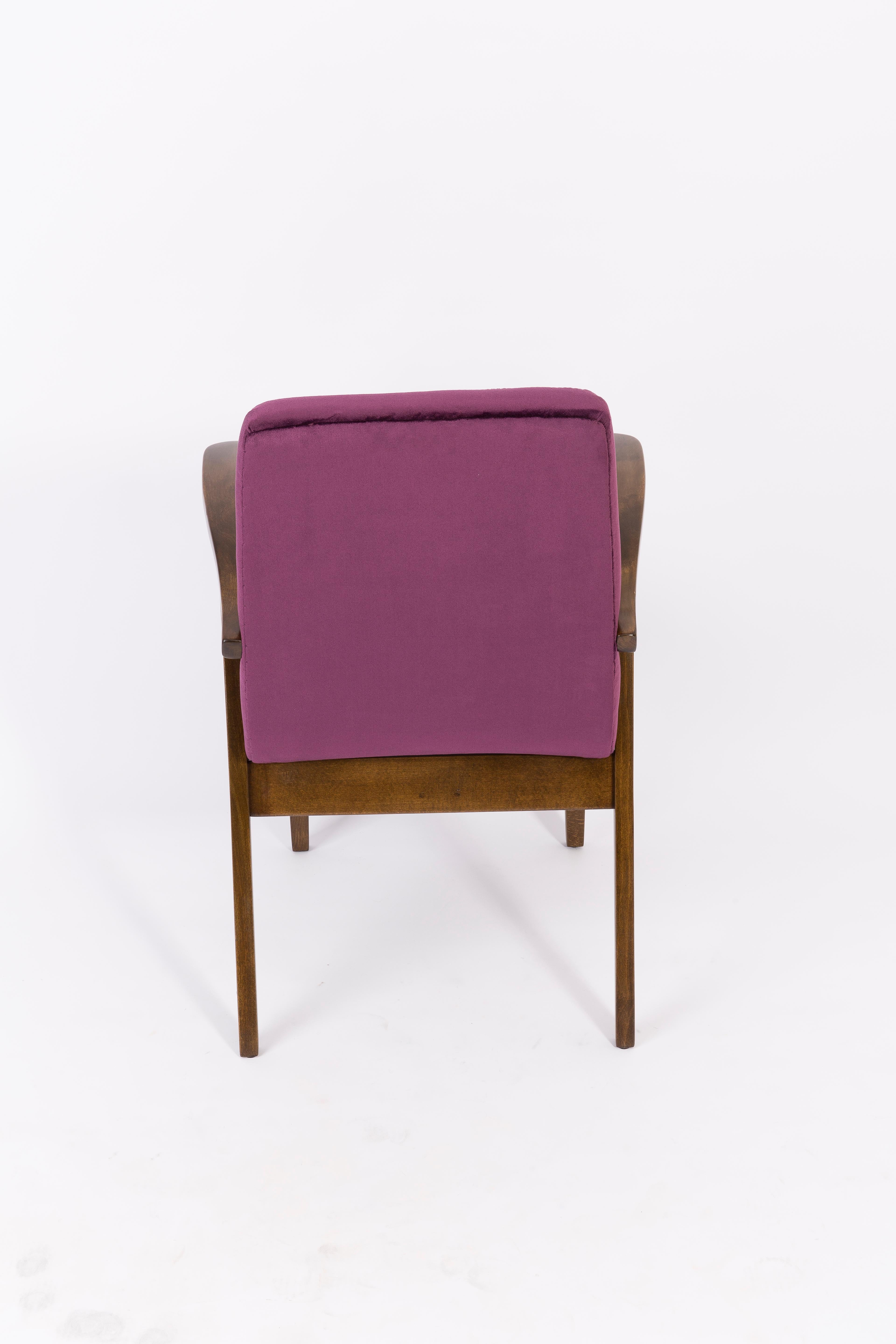 Set of Two 20th Century Vintage Plum Violet Armchair by Mieczyslaw Puchala 1960s In Excellent Condition For Sale In 05-080 Hornowek, PL