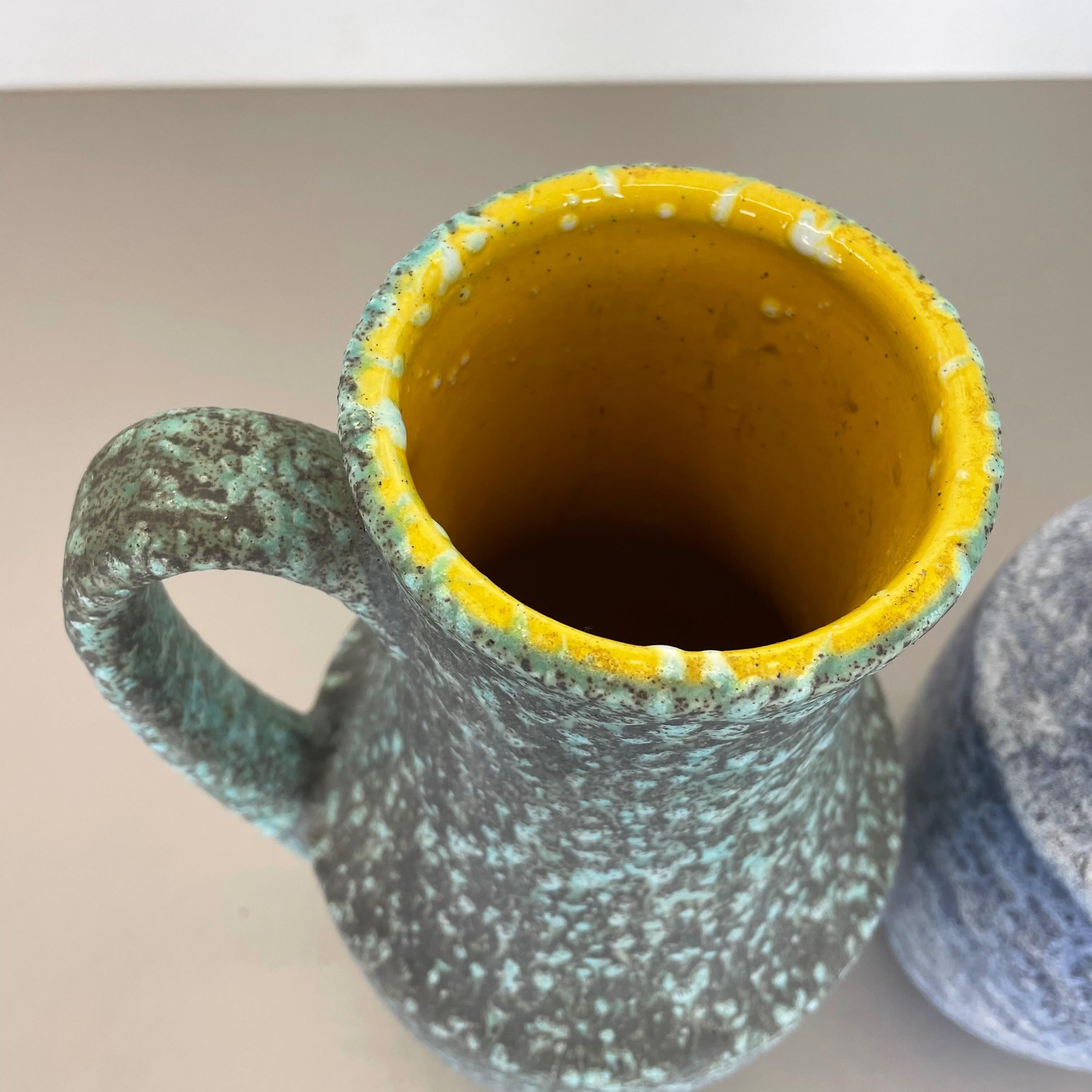 Set von zwei „Supercolor“-Vasen aus Keramik „Flatt Lava“ von Scheurich Deutschland WGP im Angebot 2