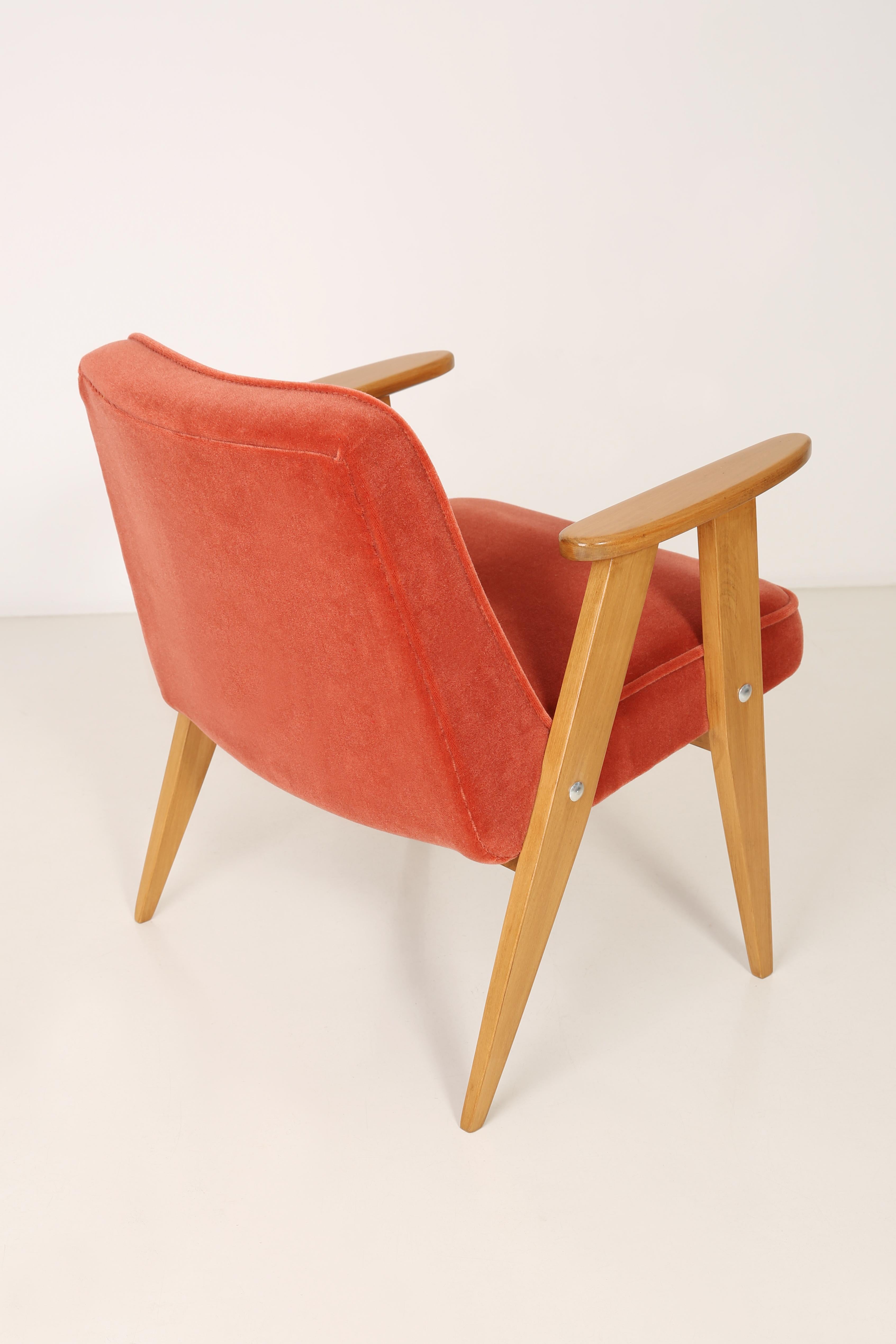 Textile Set of Two 366 Armchair, Jozef Chierowski, 1960s For Sale