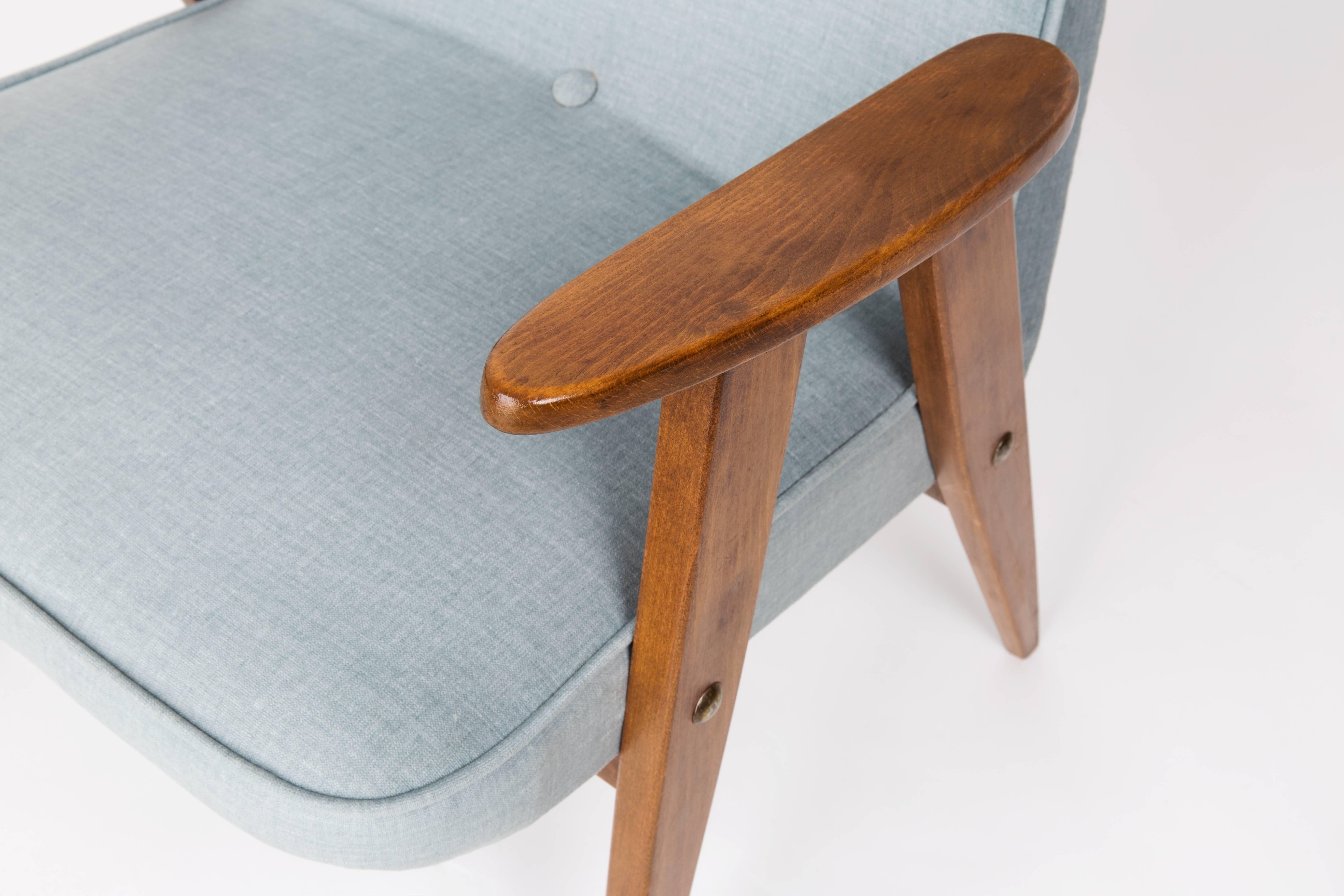 Set of Two 366 Green Armchairs, Jozef Chierowski, 1960s For Sale 2
