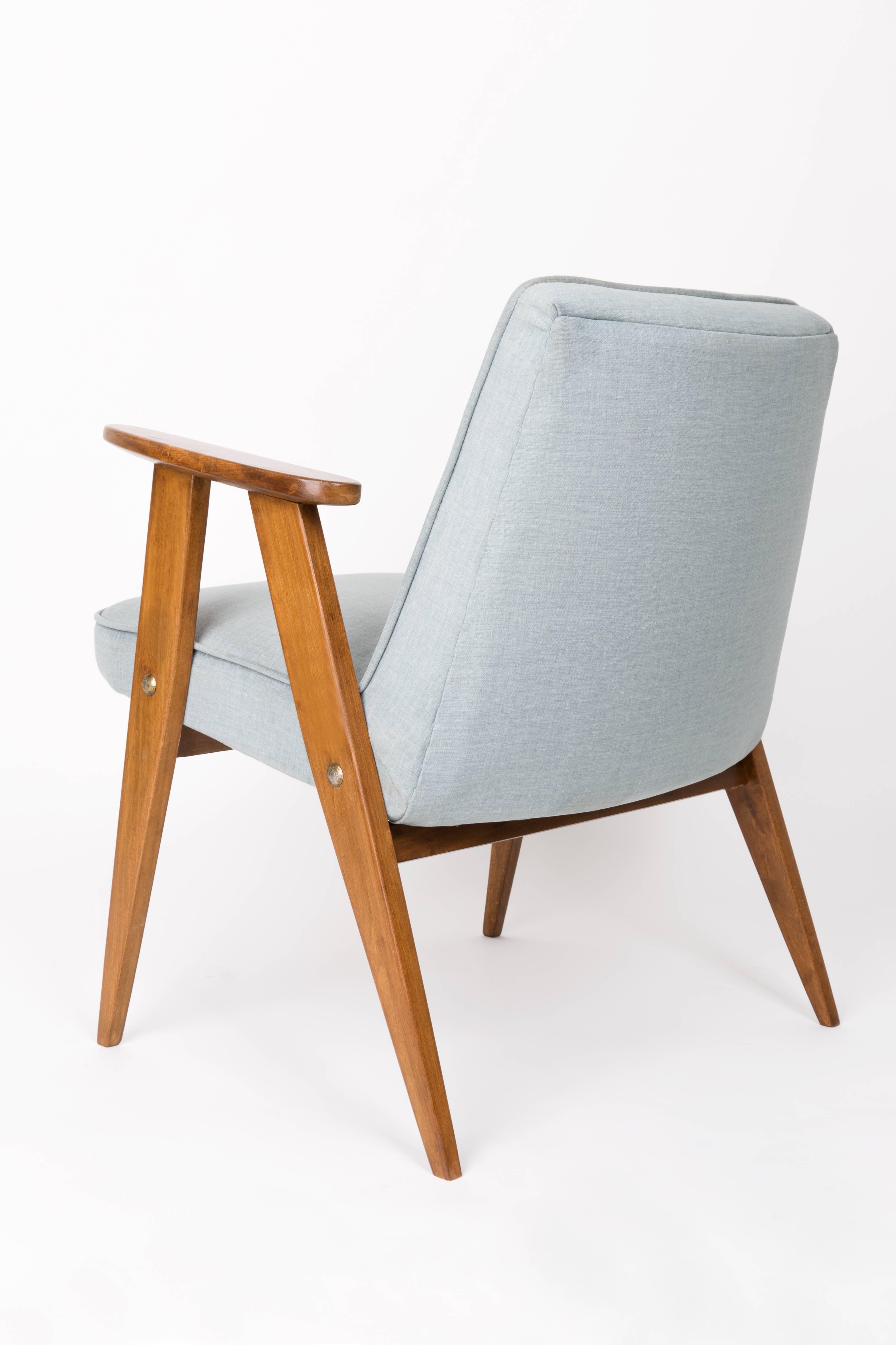 20th Century Set of Two 366 Green Armchairs, Jozef Chierowski, 1960s For Sale