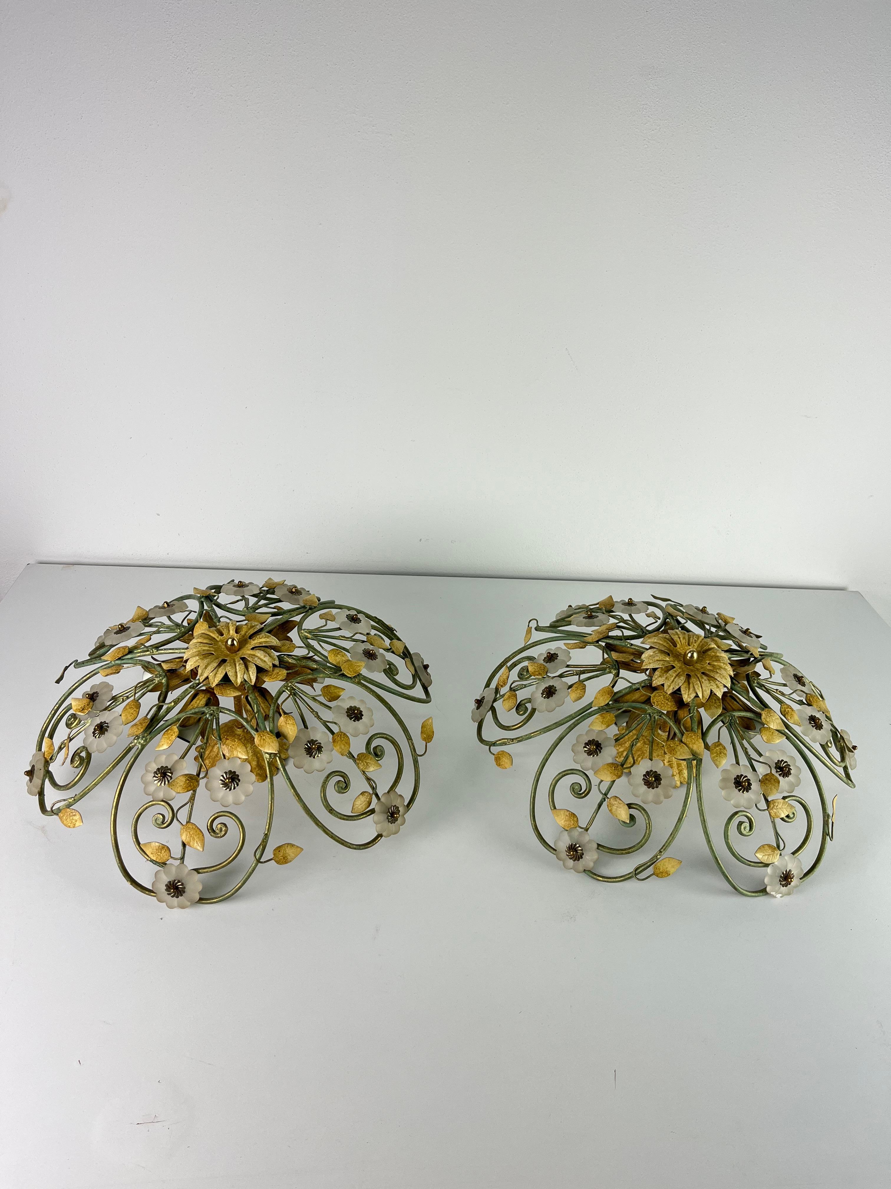 Set of two 6-Light Decorated Wrought Iron and Murano glass Ceiling Lights, 1980s in vendita 4