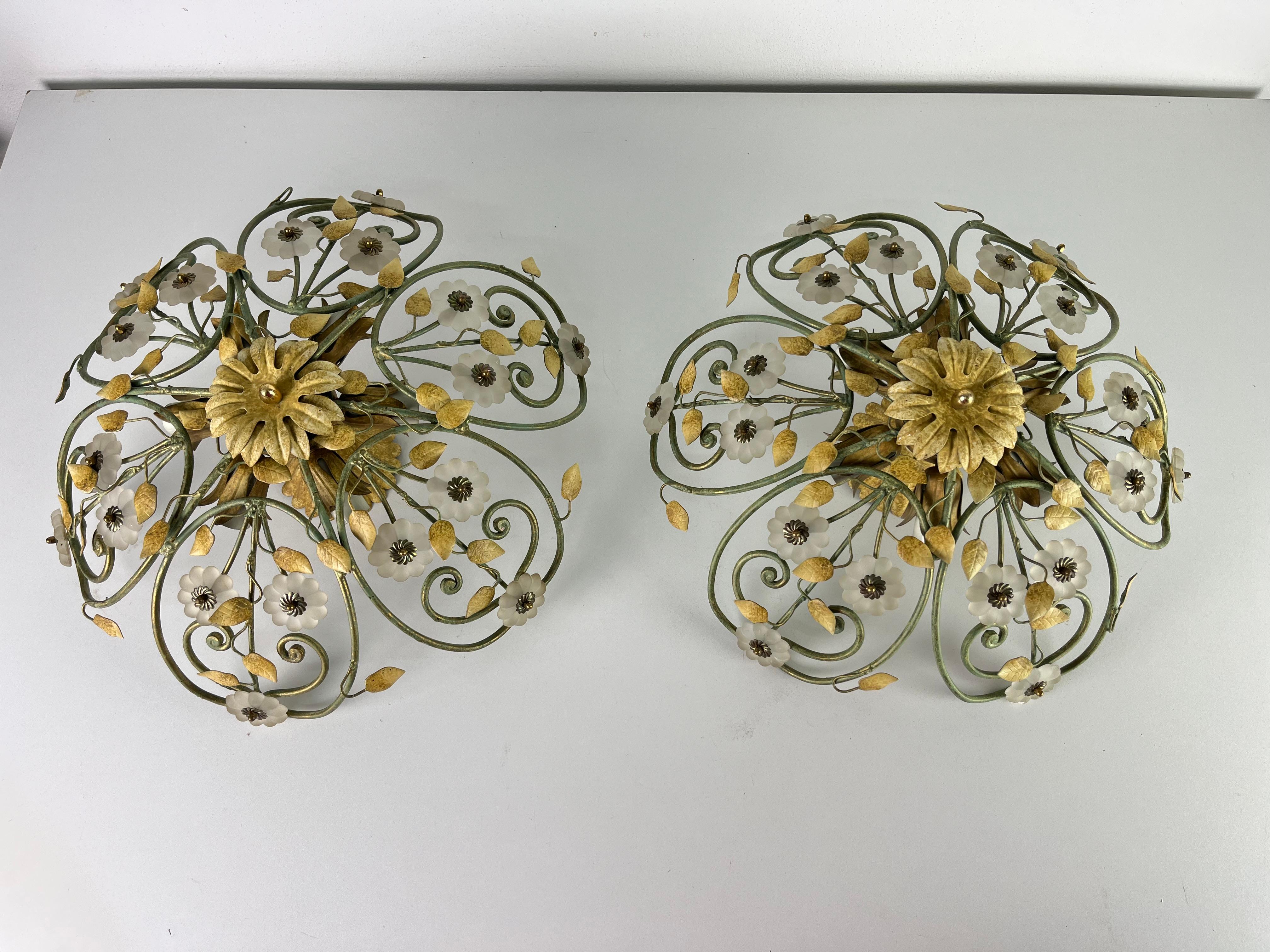 Set of two 6-Light Decorated Wrought Iron and Murano glass Ceiling Lights, 1980s in vendita 5