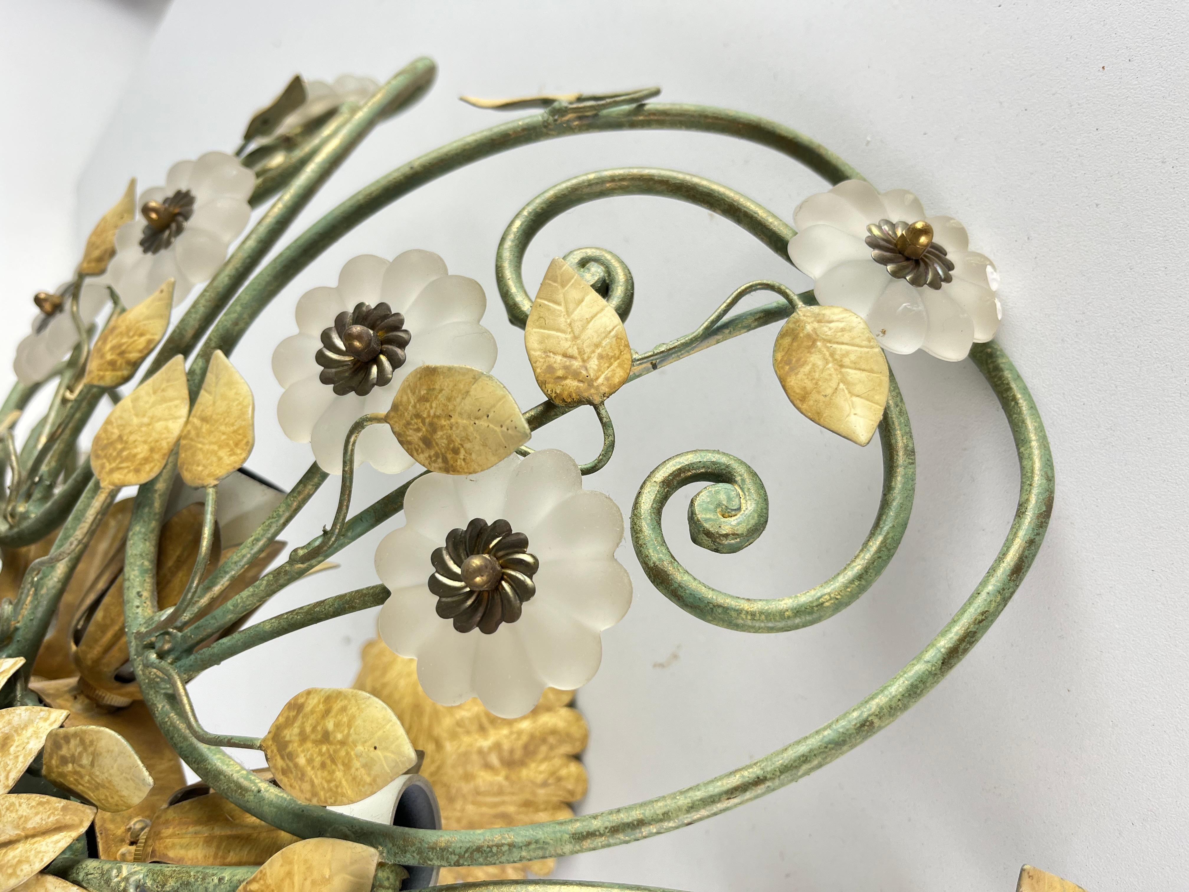 Set of two 6-Light Decorated Wrought Iron and Murano glass Ceiling Lights, 1980s in vendita 7