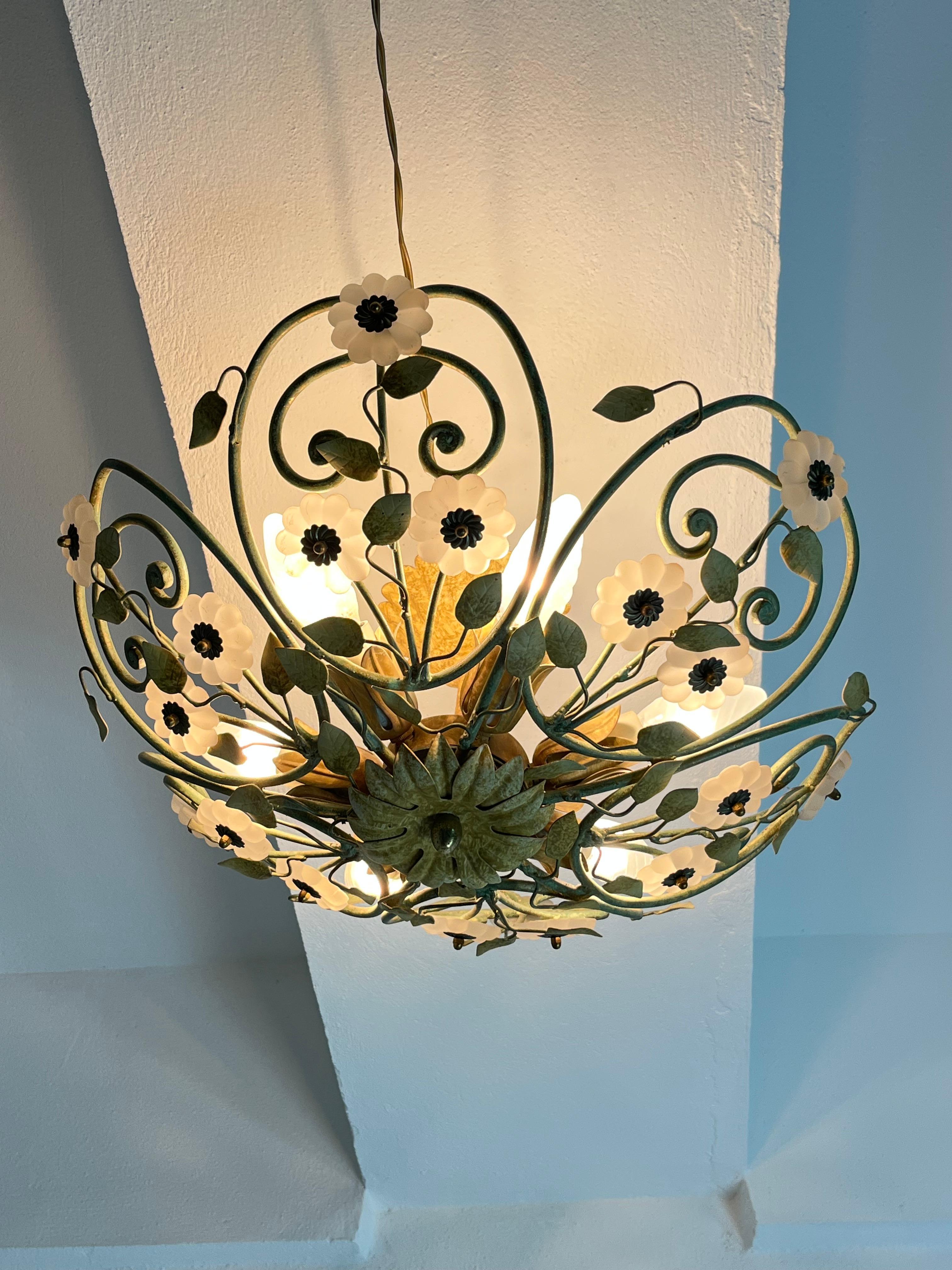 Set of two 6-Light Decorated Wrought Iron and Murano glass Ceiling Lights, 1980s In condizioni buone in vendita a Palermo, IT