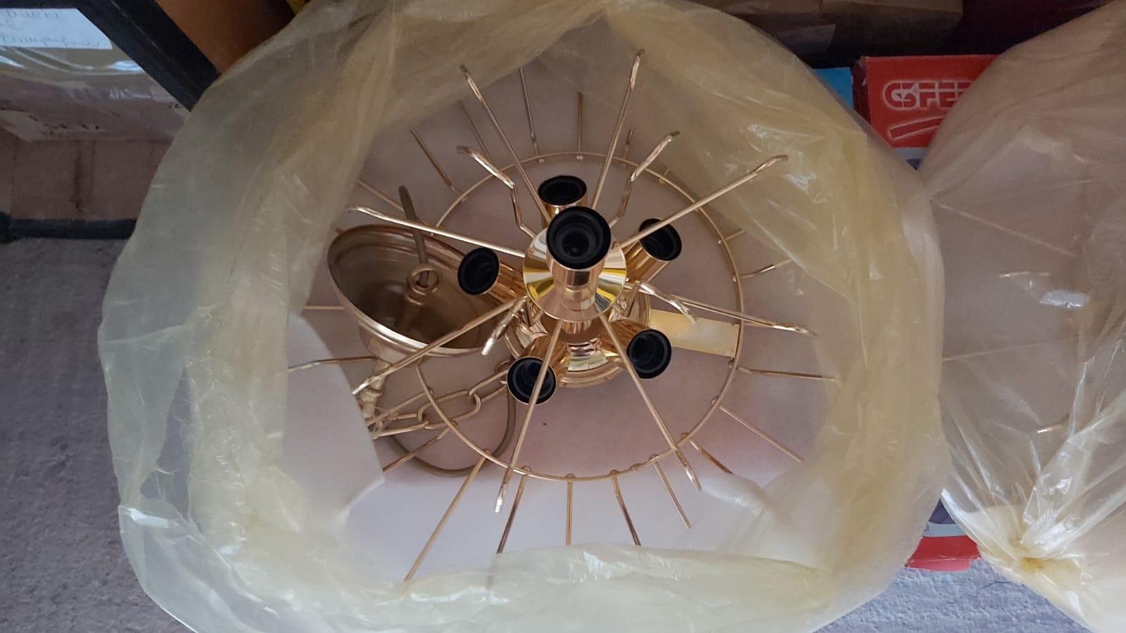 Set di due lampadari a 6 luci 