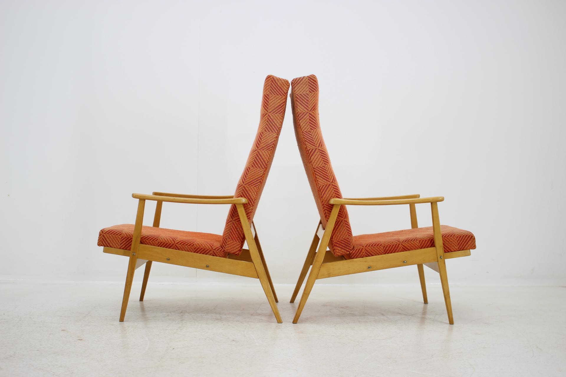 Czech Set of Two Adjustable Armchairs with Footstools, Thon, 1970