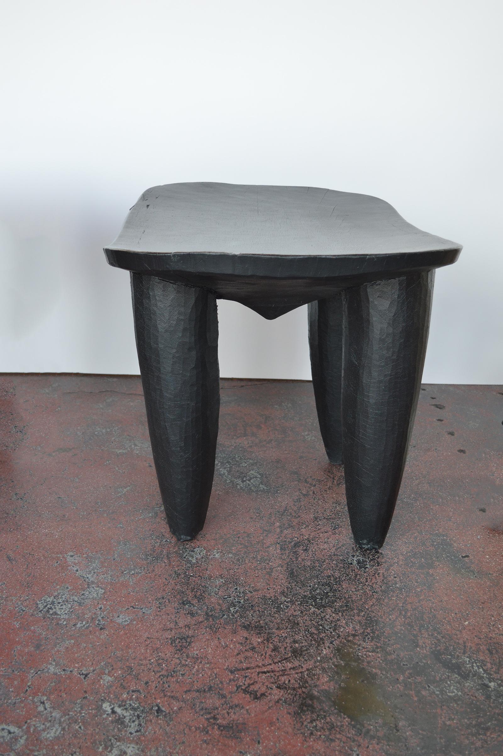 Set of Two african Midcentury Wooden Side Tables In Excellent Condition In Los Angeles, CA