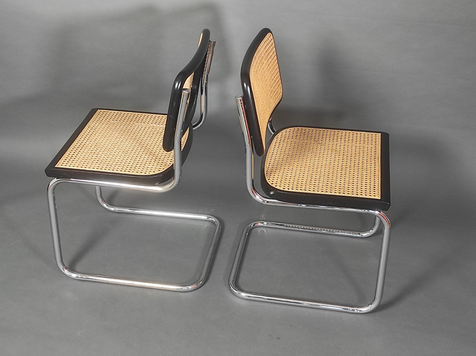 Mid-Century Modern Set of Two After Marcel Breuer Cesca Chairs Italy 1970s For Sale