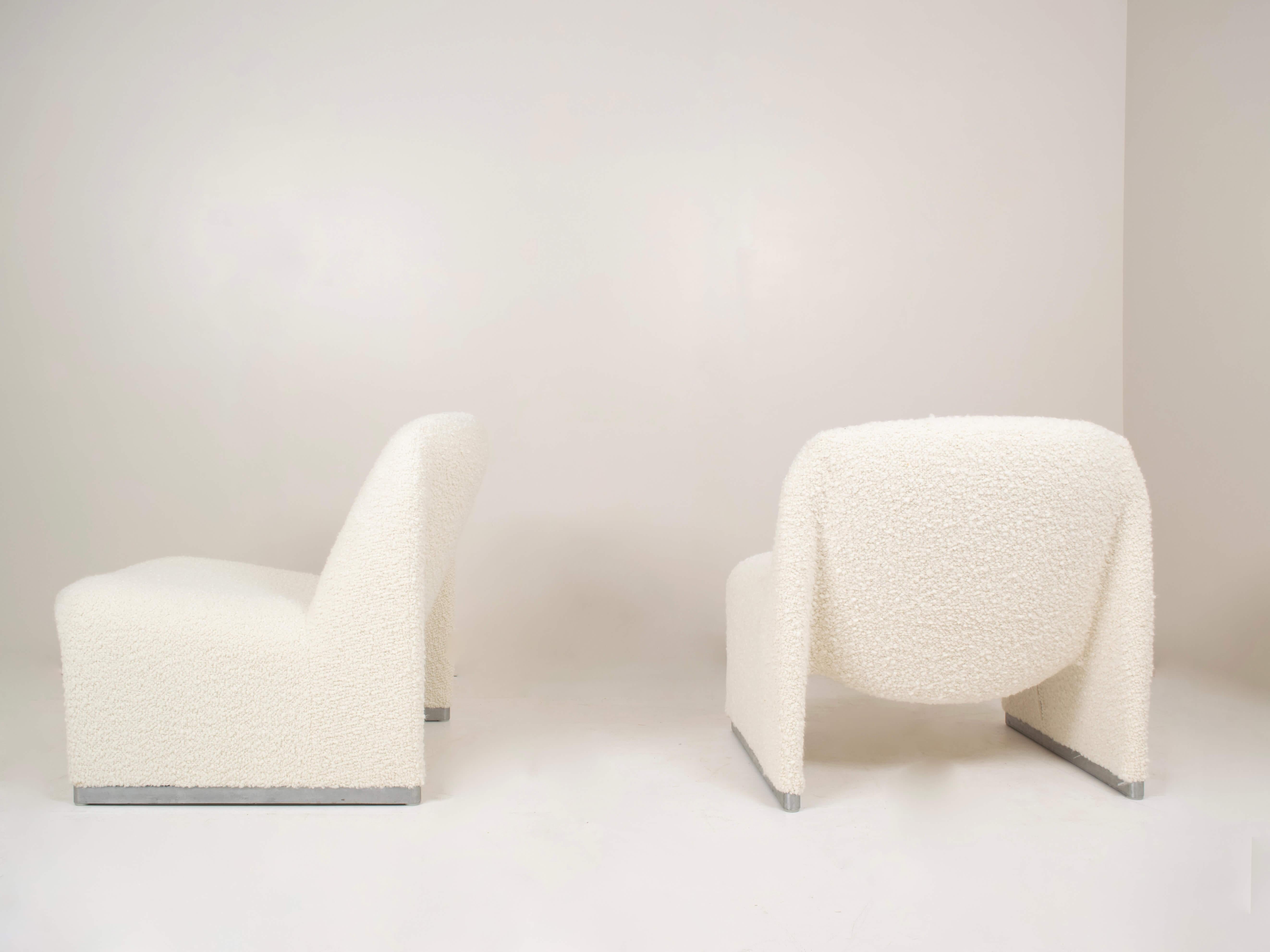 Dutch Set of Two Alky Chairs by Giancarlo Piretti for Artifort in Bouclé Fabric