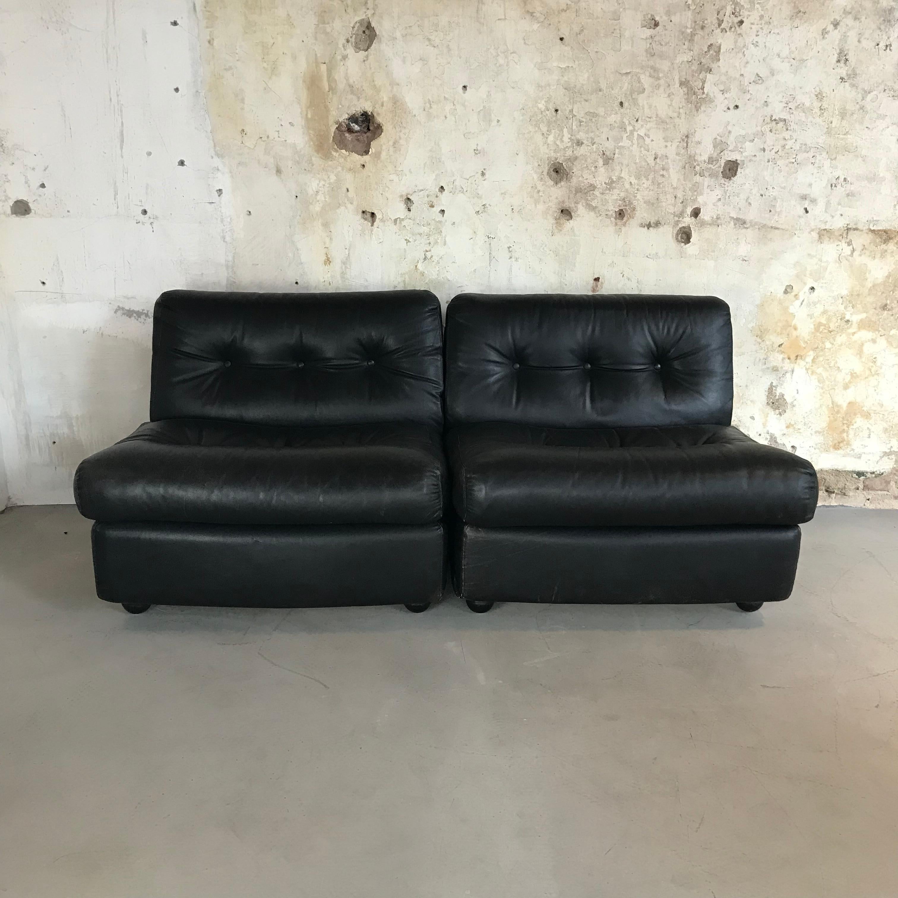 Italian Set of Two 'Amanta' Lounge Chairs by Mario Bellini for B&B Italia, 1960s For Sale