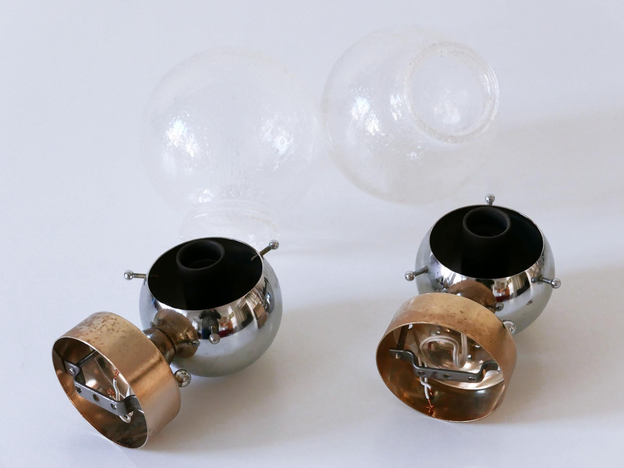 Ensemble de deux superbes appliques modernes mi-siècle en verre et métal Allemagne des années 1970 en vente 12