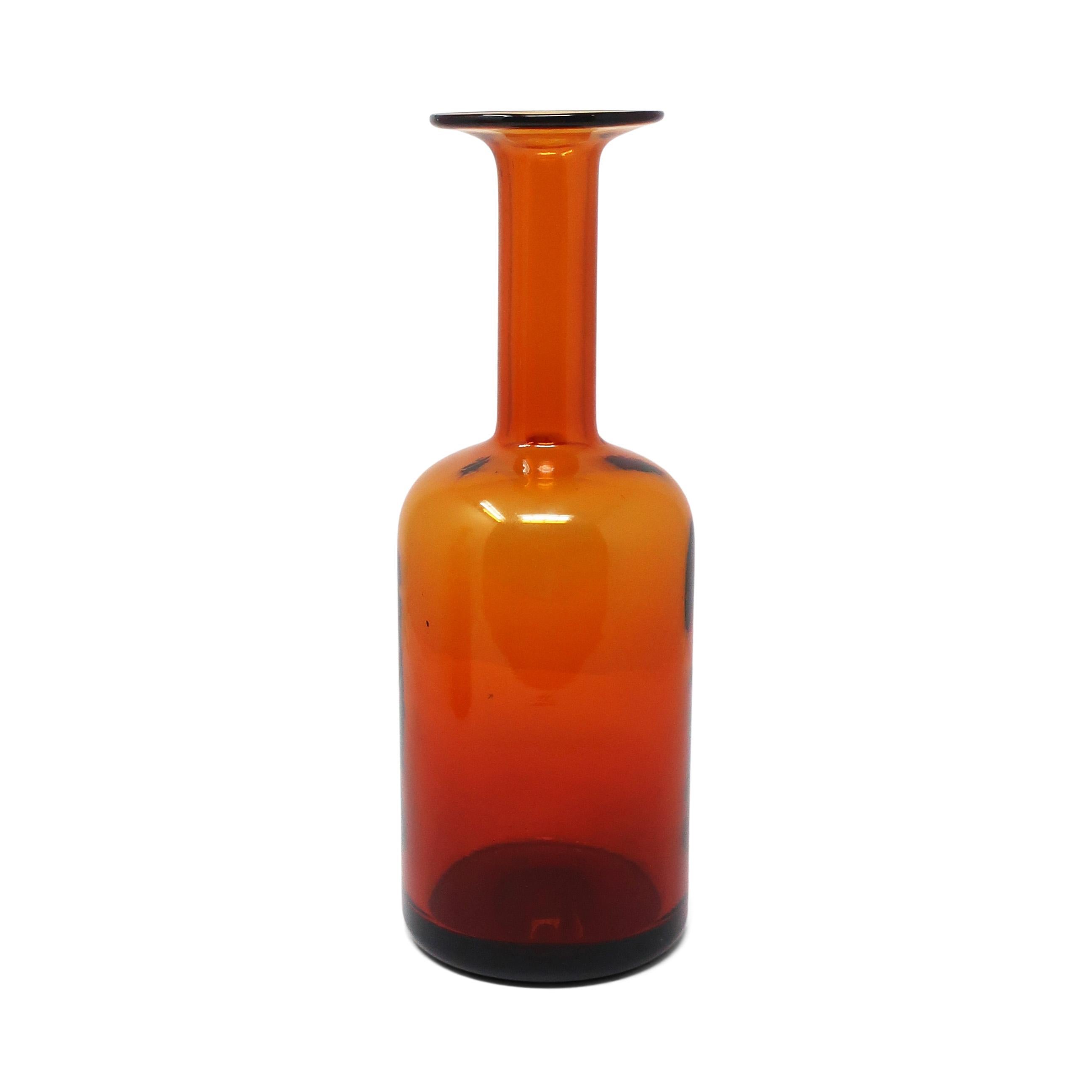 Set of Two Amber Glass Gulvvase Vases by Otto Brauer for Holmegaard  In Good Condition For Sale In Brooklyn, NY