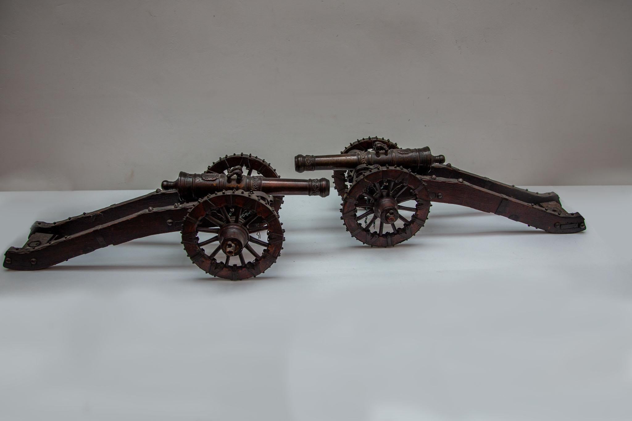 Set of two Antique 17th Century Bronze Model Cannons, 1653 Dutch Golden Age 5