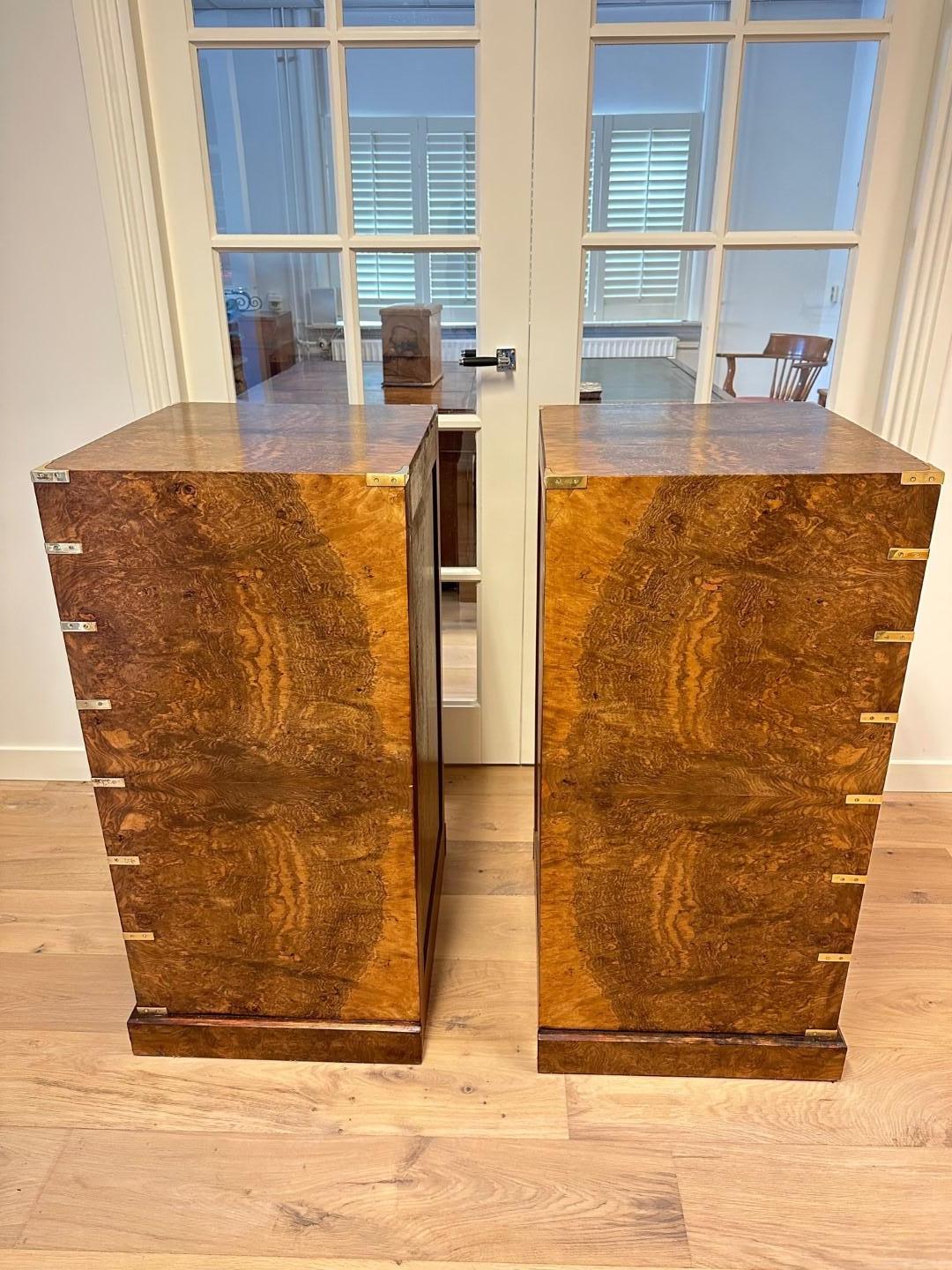 Set of two Antique Burr Walnut Chest of Drawers For Sale 2